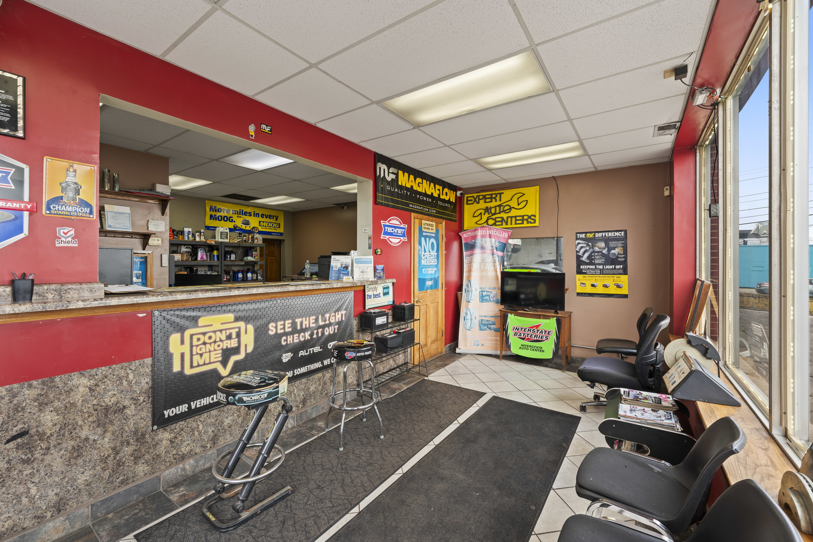 5351 S Pulaski Road, Chicago, IL 60632