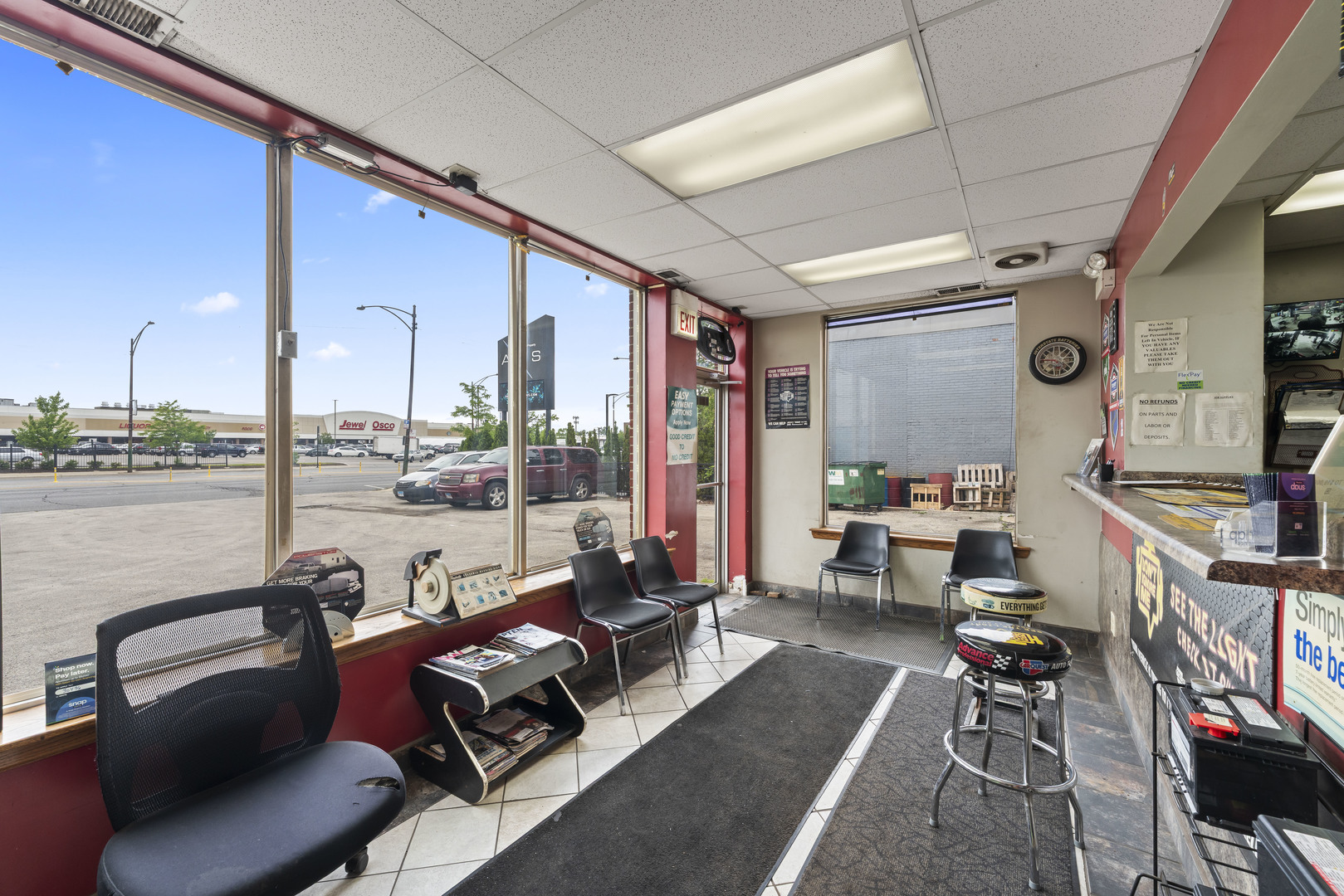 5351 S Pulaski Road, Chicago, IL 60632