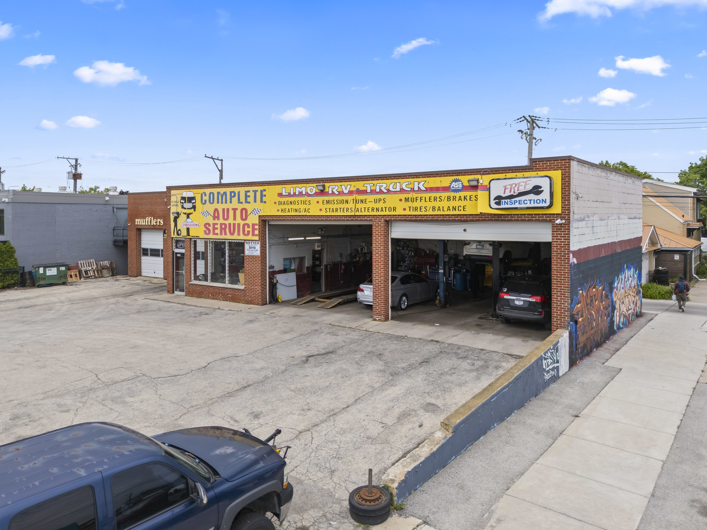5351 S Pulaski Road, Chicago, IL 60632