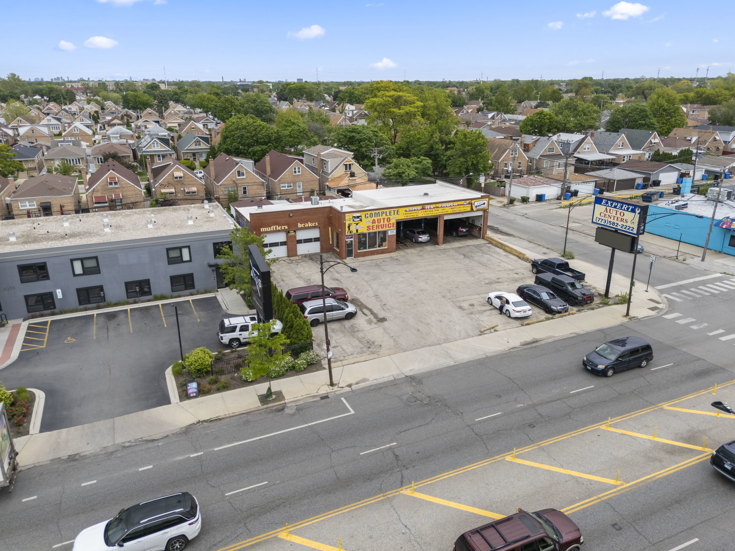 5351 S Pulaski Road, Chicago, IL 60632