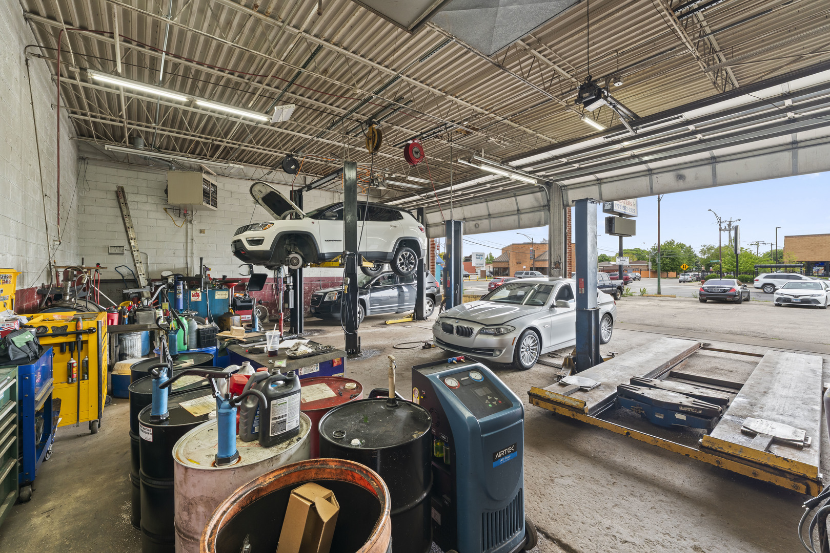 5351 S Pulaski Road, Chicago, IL 60632