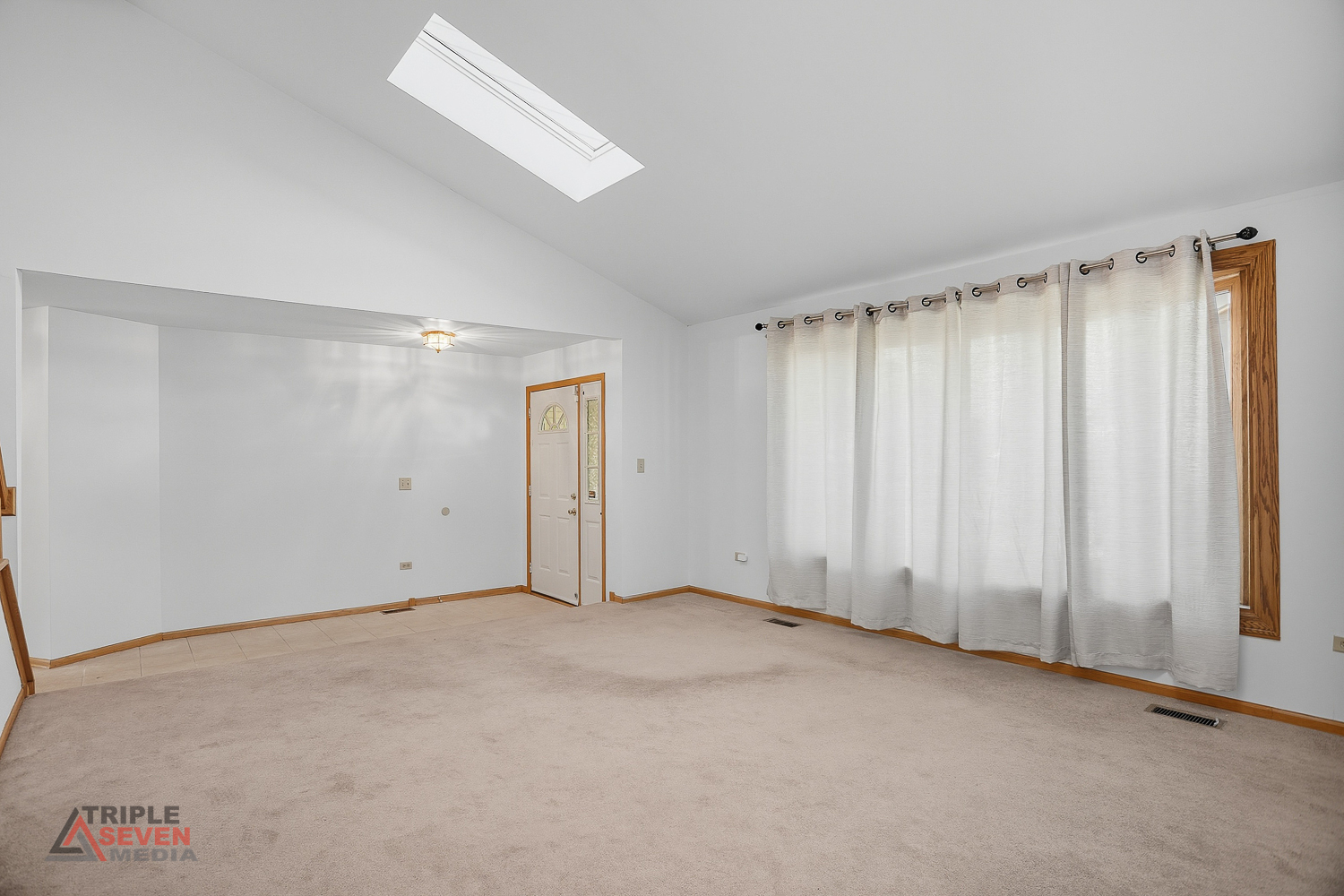 5013 180TH Street, Country Club Hills, IL 60478