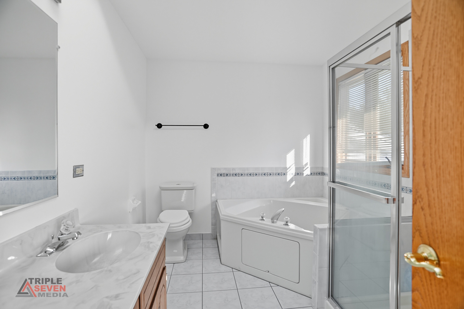 5013 180TH Street, Country Club Hills, IL 60478