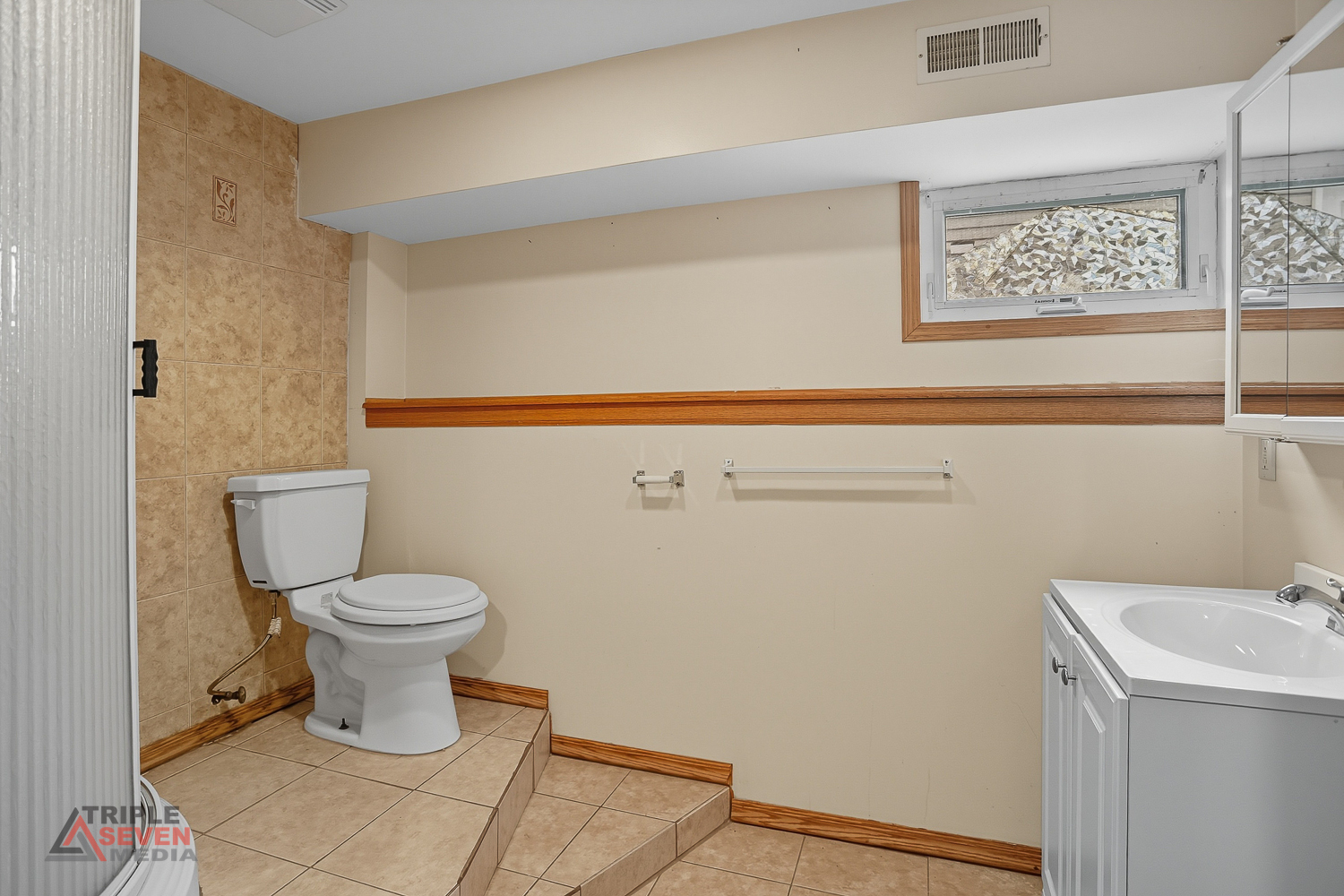 5013 180TH Street, Country Club Hills, IL 60478