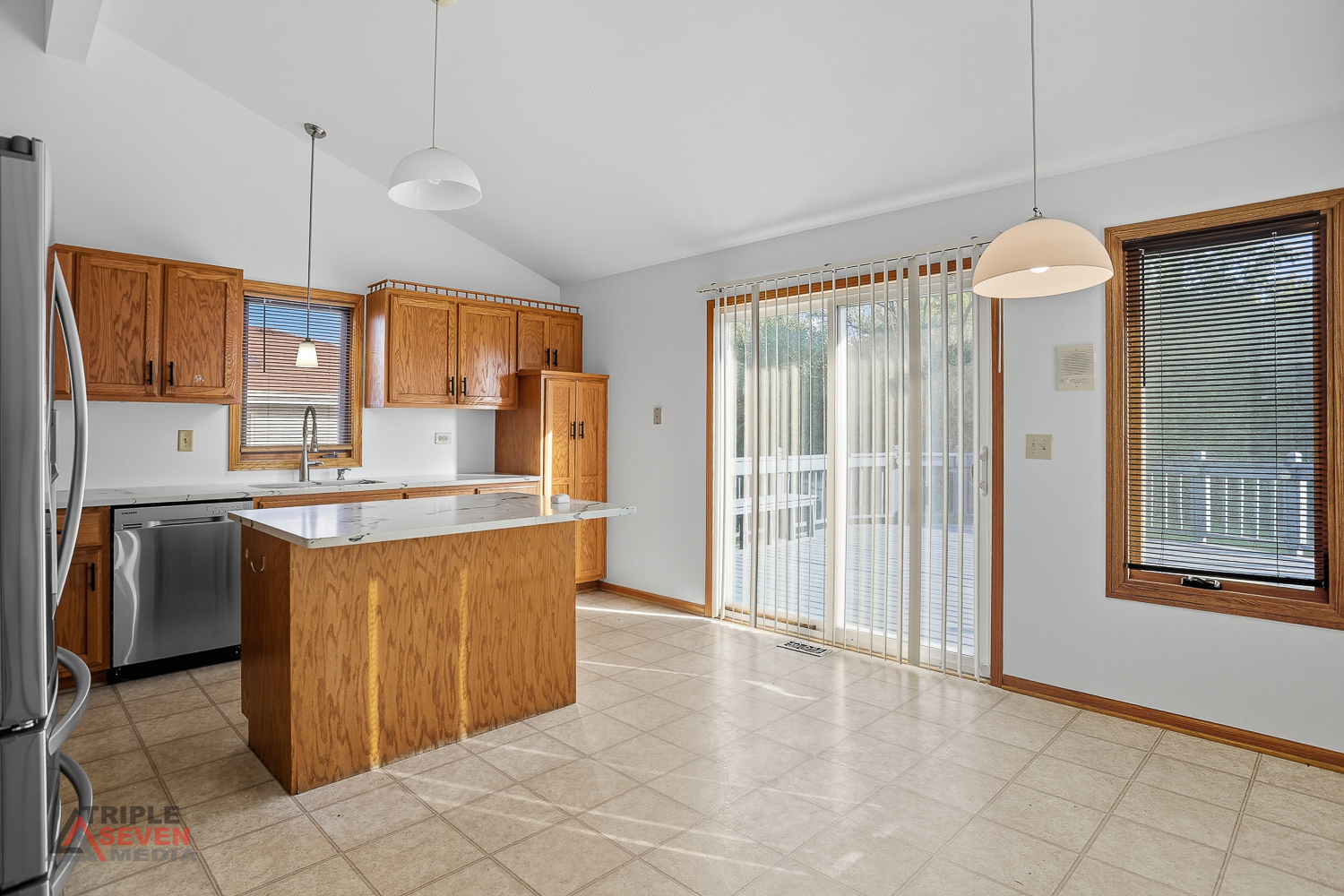 5013 180TH Street, Country Club Hills, IL 60478