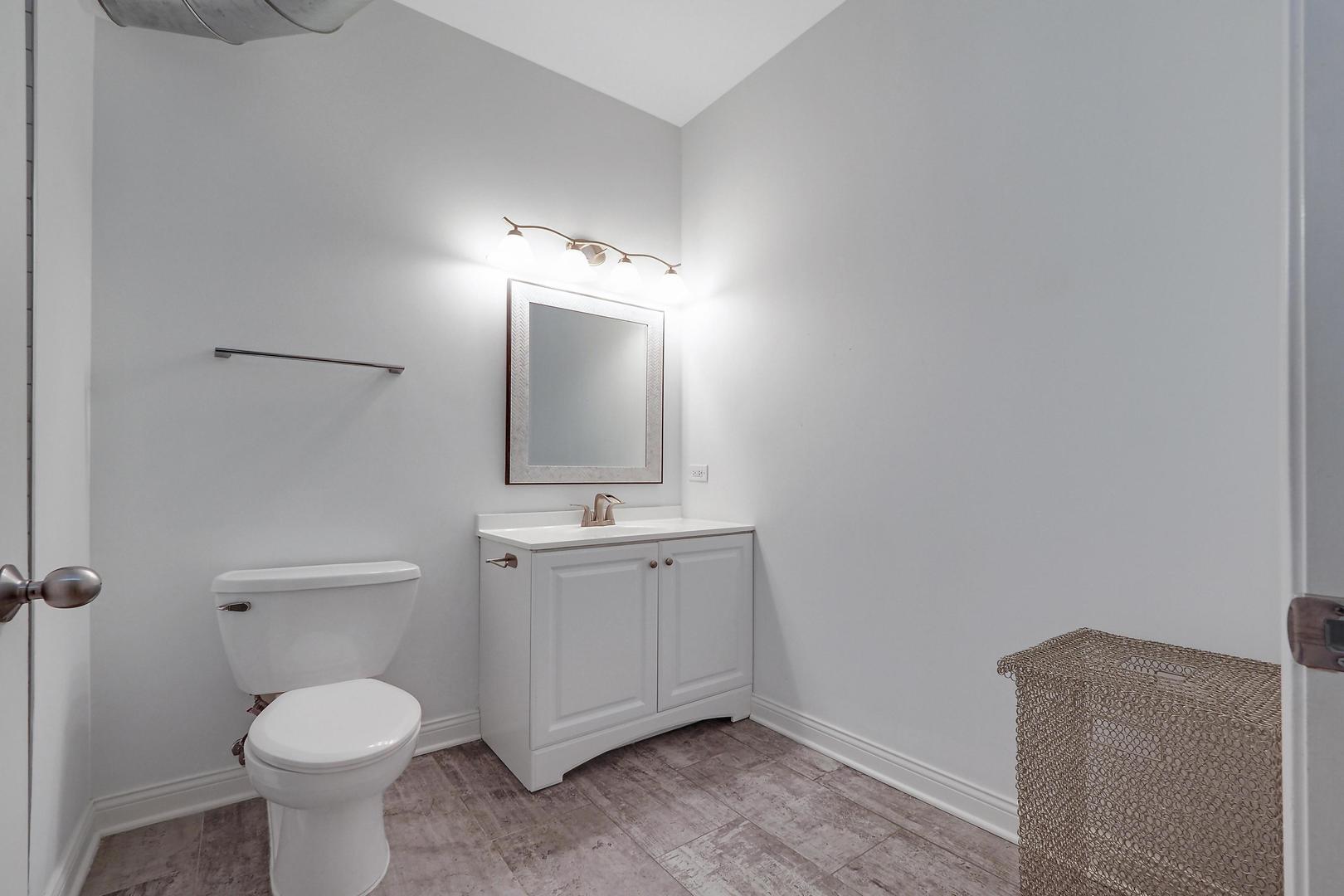 1200 W Monroe Street #514, Chicago, IL 60607