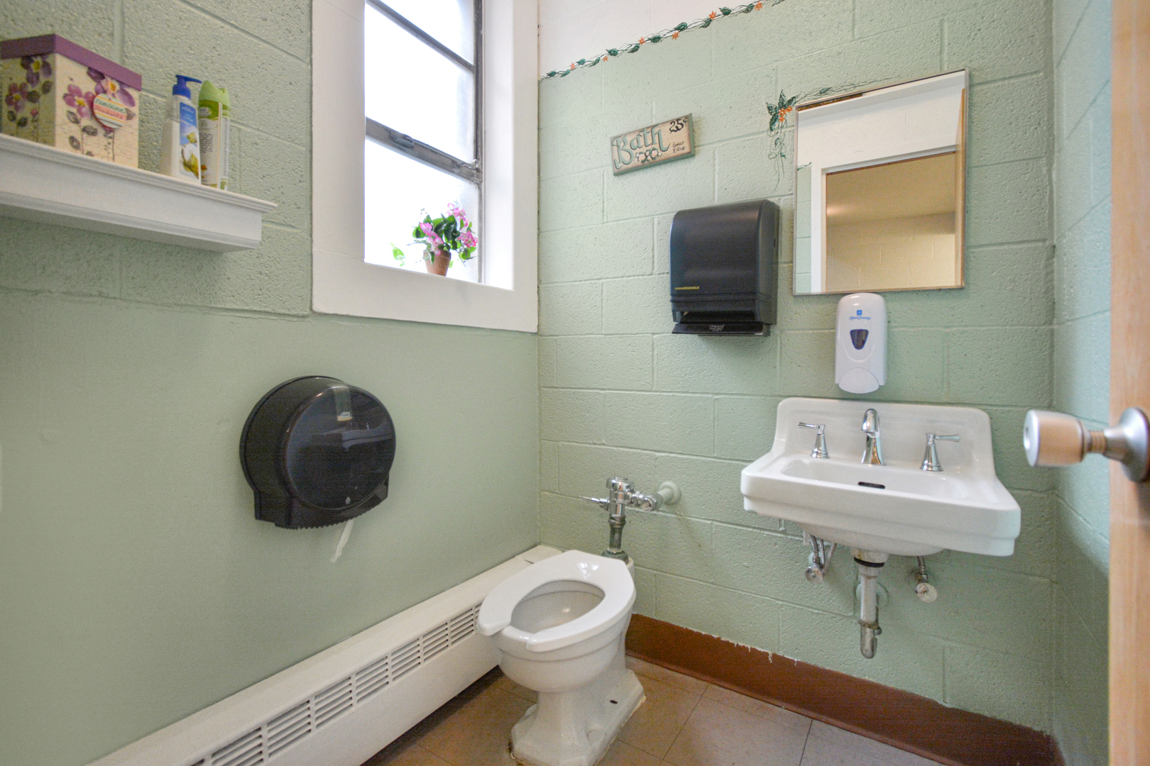 801 S Madison Street, Bloomington, IL 61701