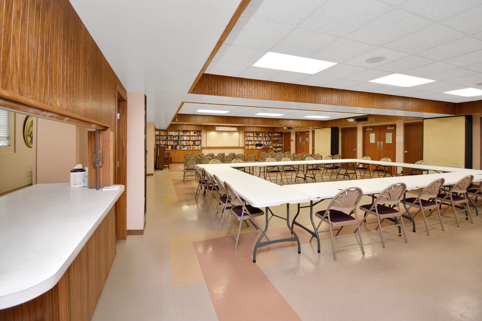 801 S Madison Street, Bloomington, IL 61701