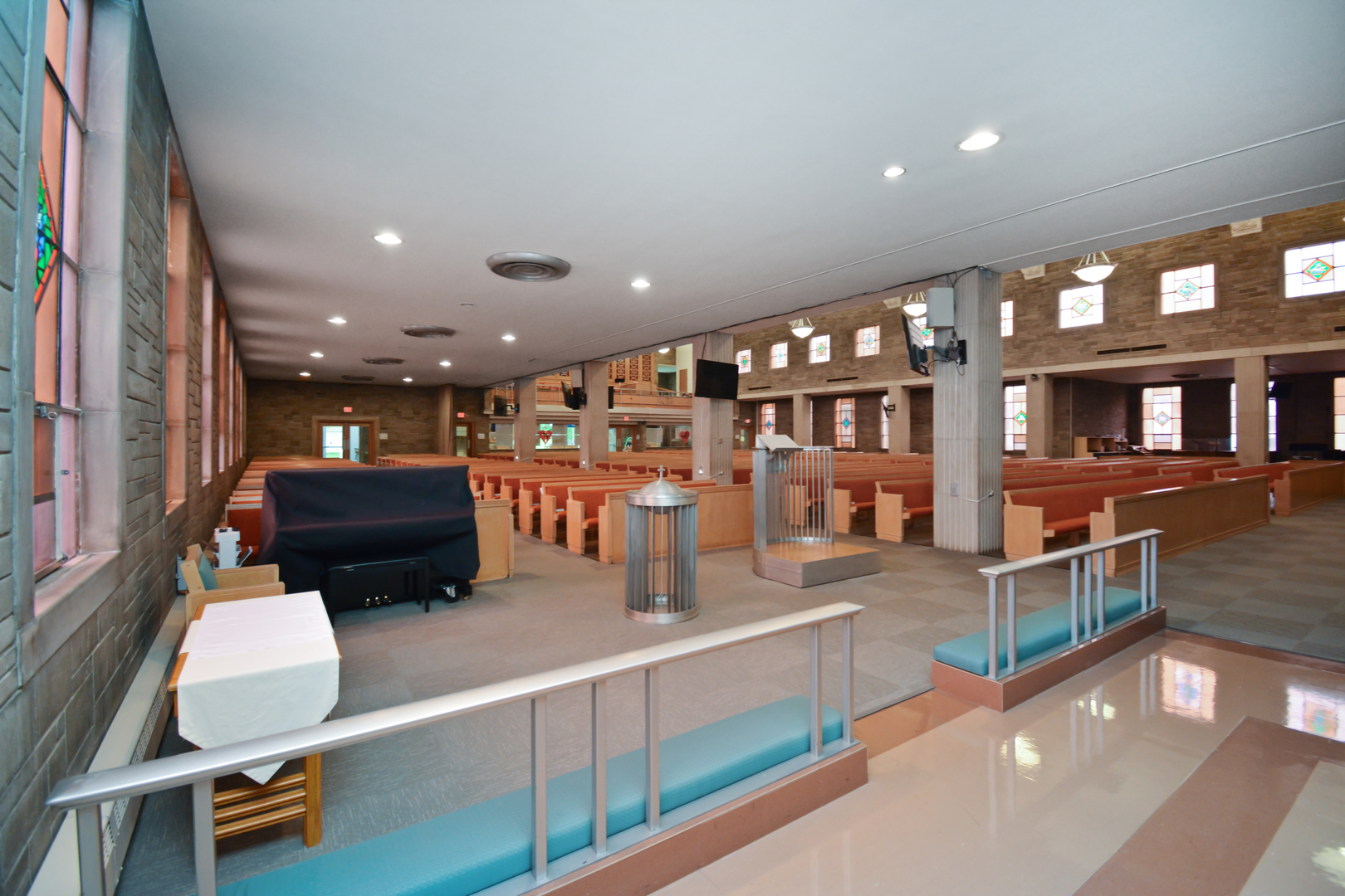 801 S Madison Street, Bloomington, IL 61701