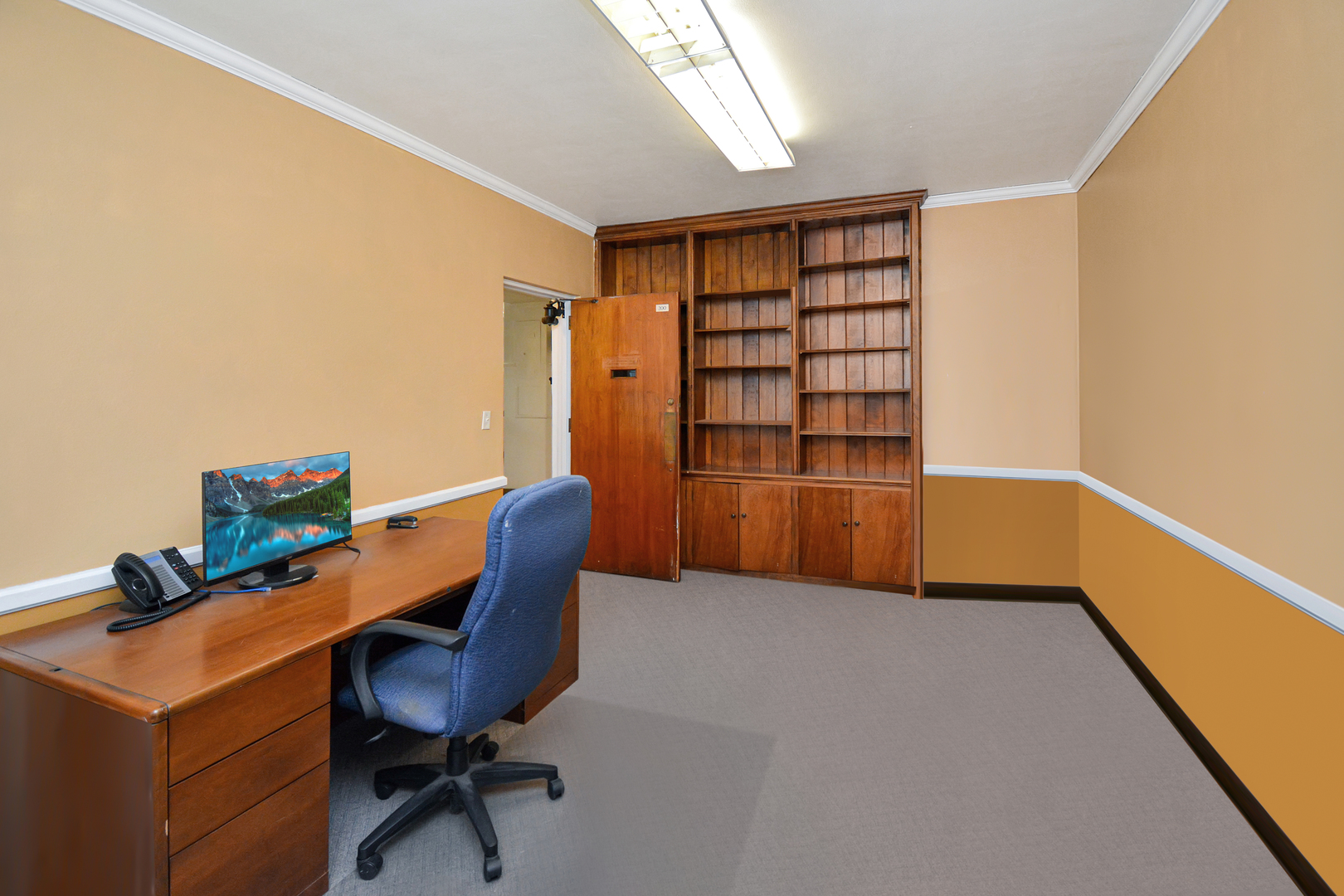 801 S Madison Street, Bloomington, IL 61701