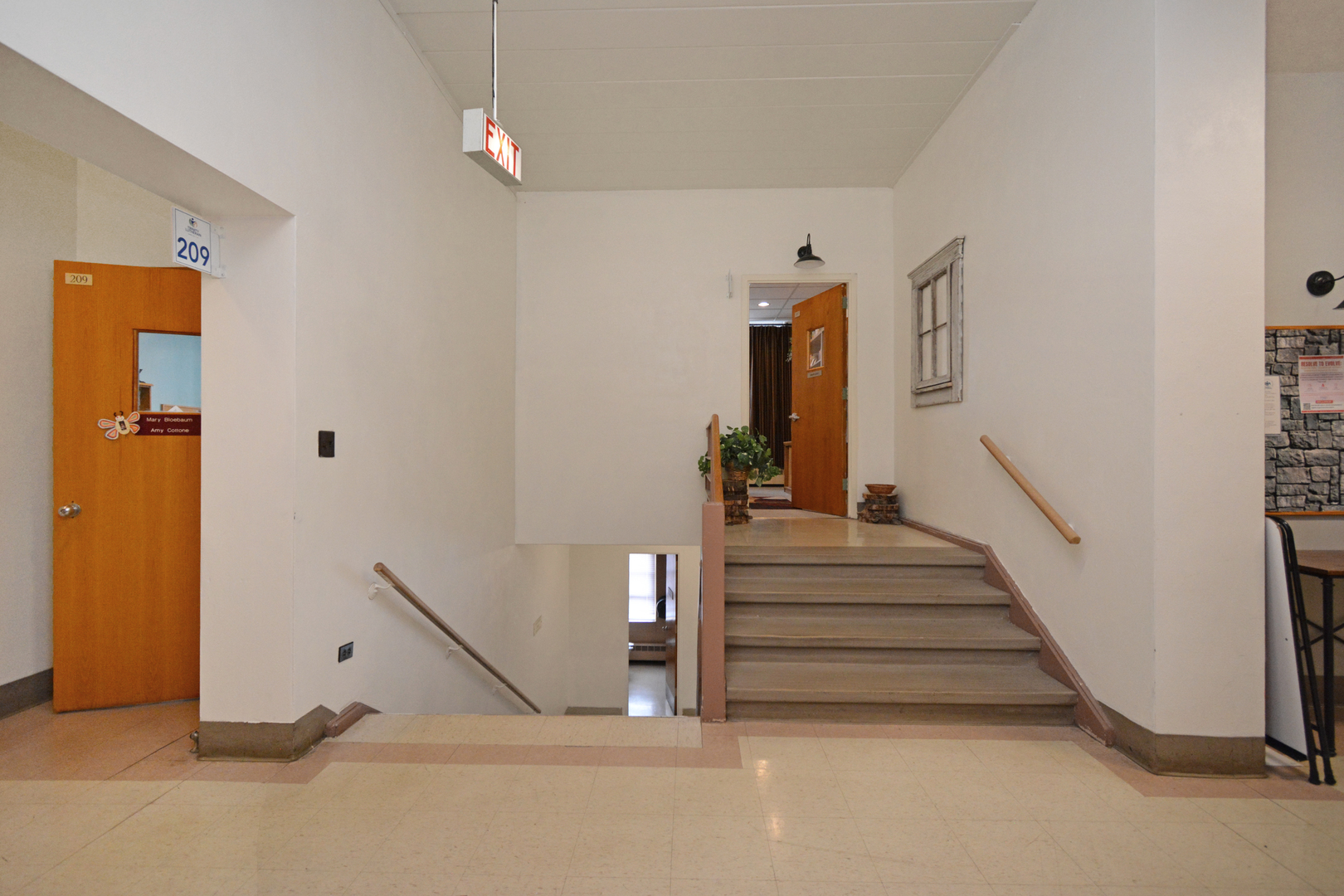 801 S Madison Street, Bloomington, IL 61701