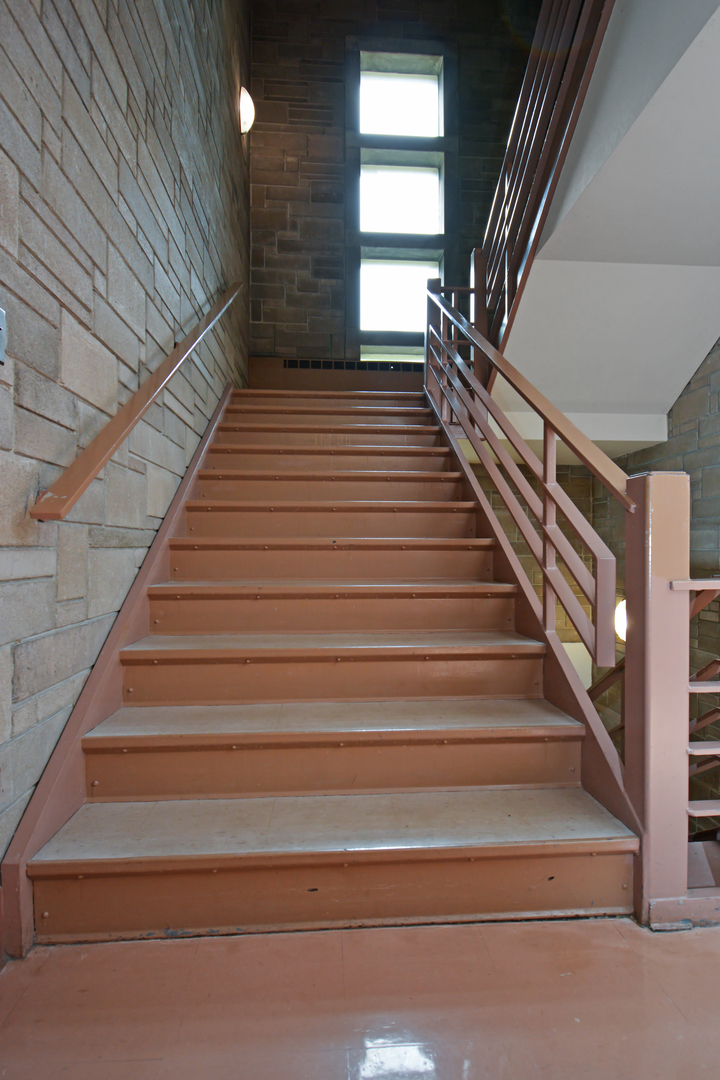 801 S Madison Street, Bloomington, IL 61701