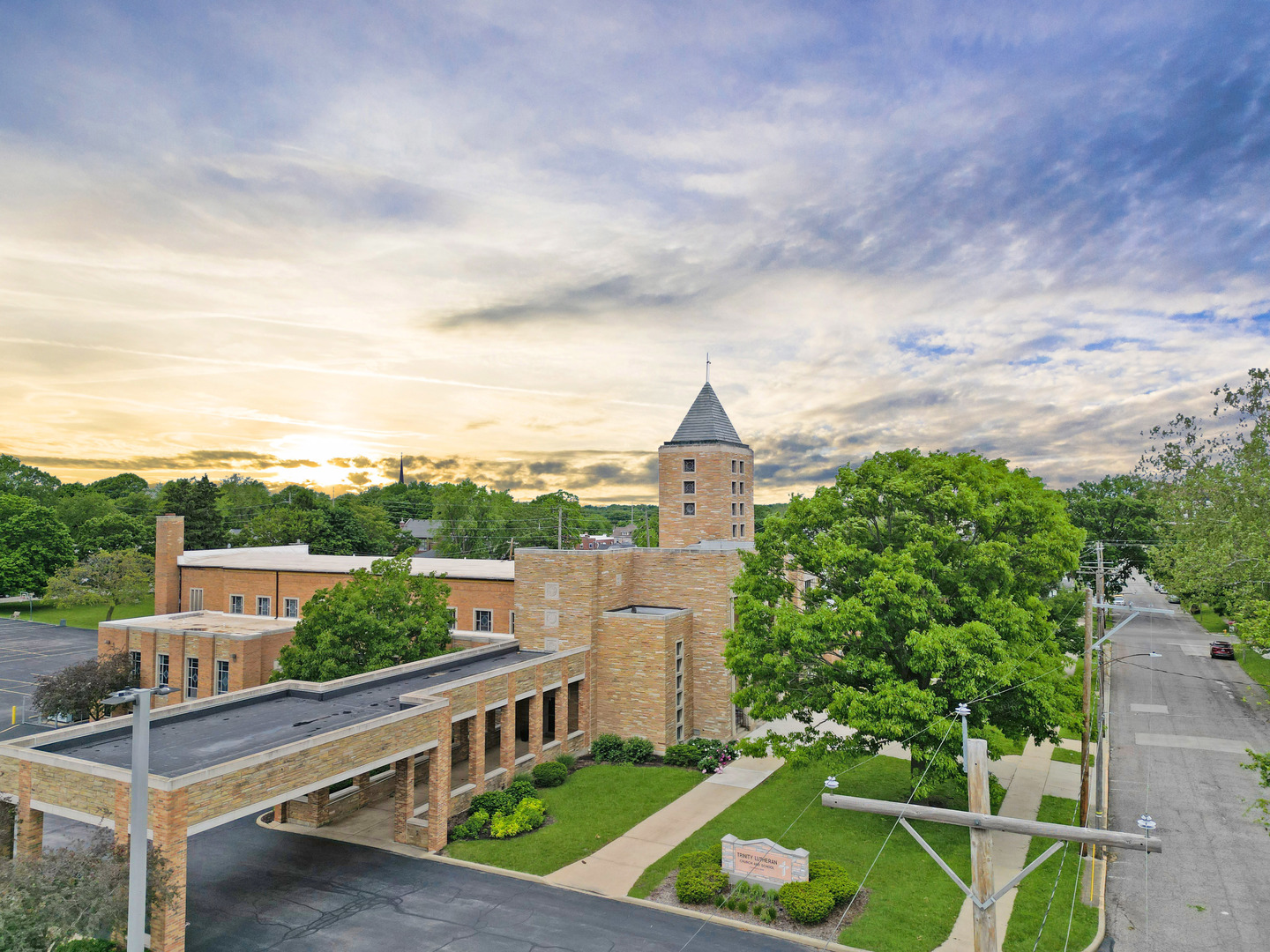 801 S Madison Street, Bloomington, IL 61701