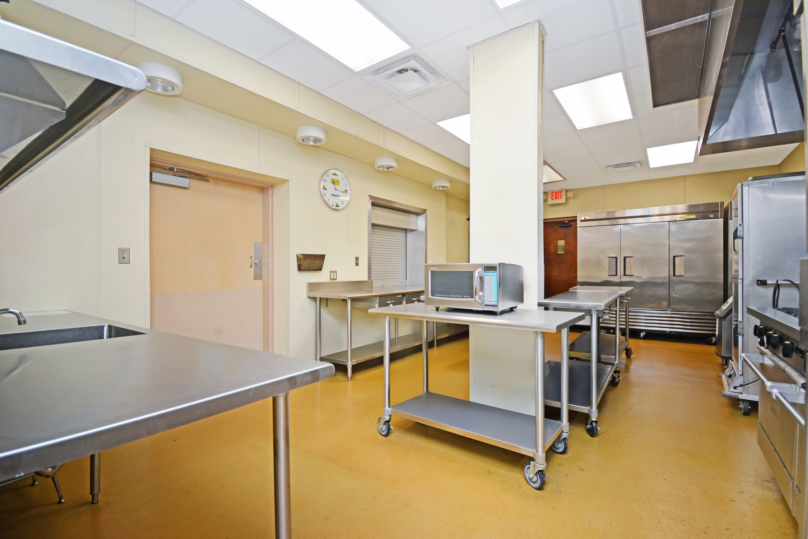 801 S Madison Street, Bloomington, IL 61701