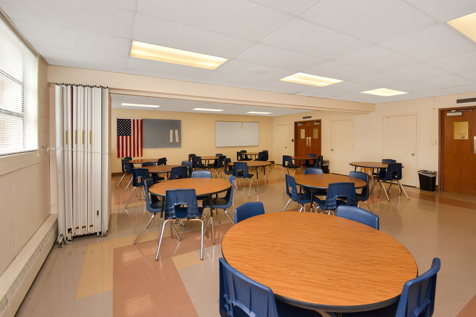 801 S Madison Street, Bloomington, IL 61701