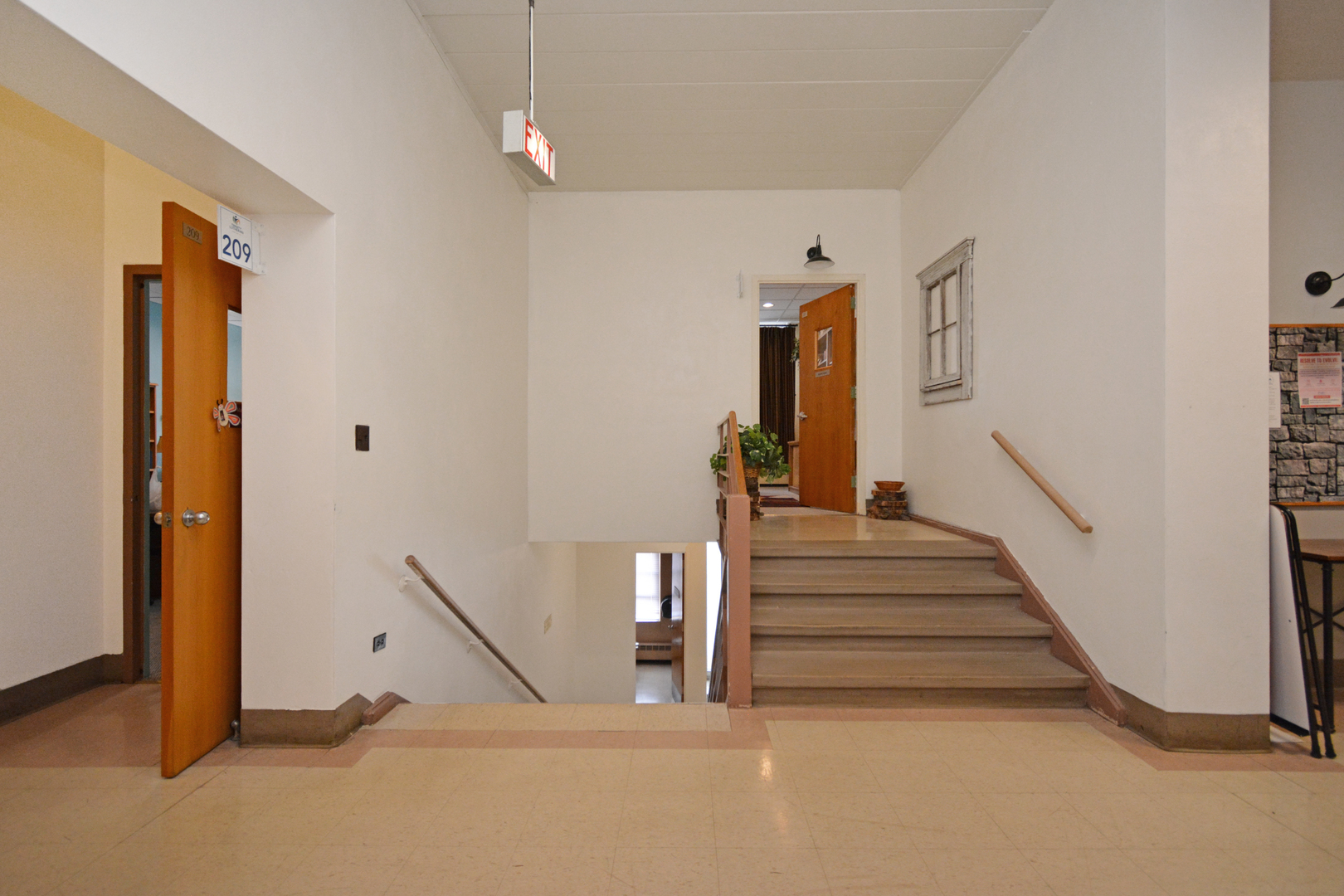 801 S Madison Street, Bloomington, IL 61701