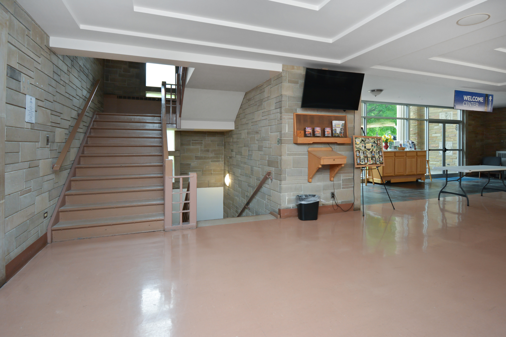 801 S Madison Street, Bloomington, IL 61701