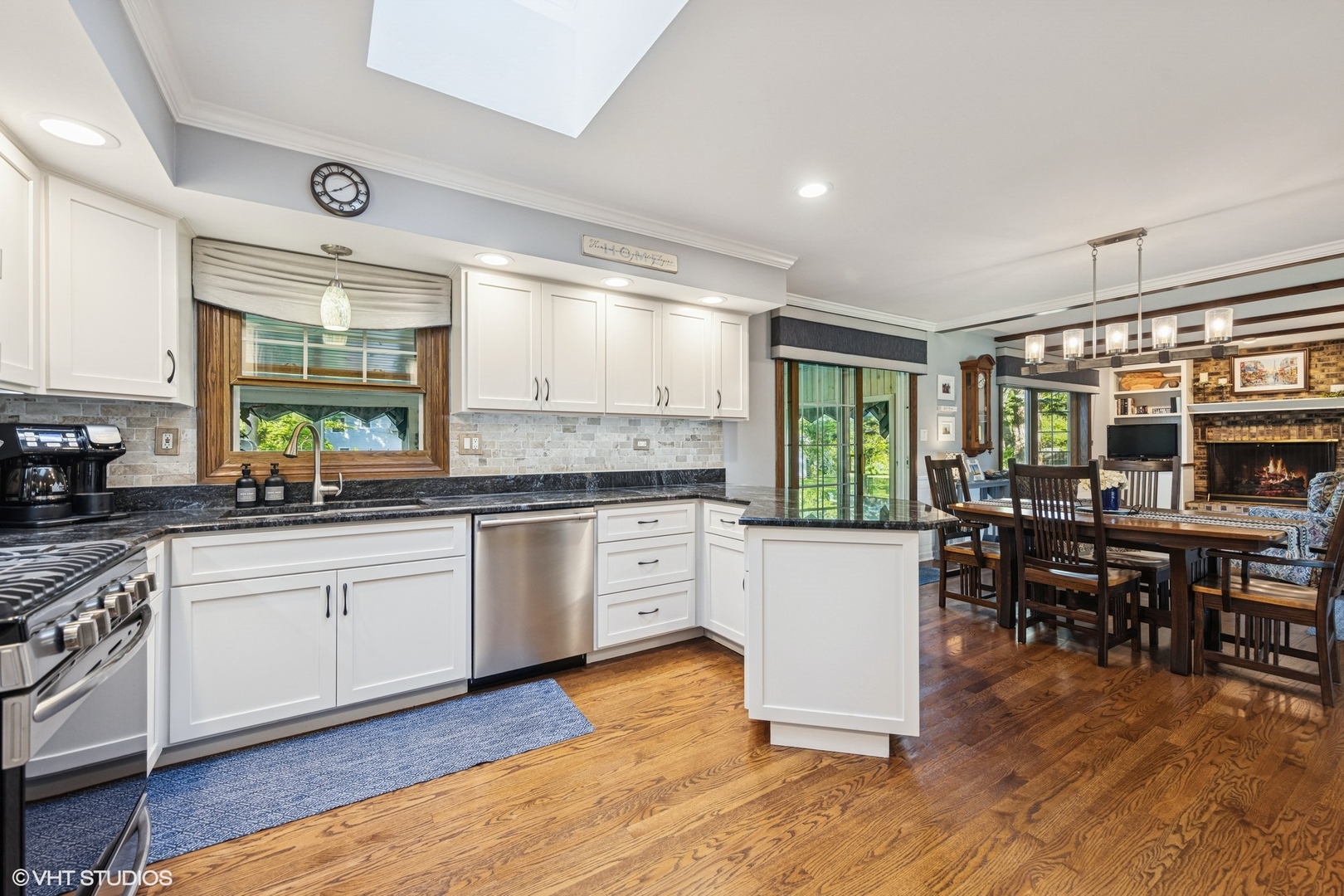 3S180 Cypress Drive, Glen Ellyn, IL 60137