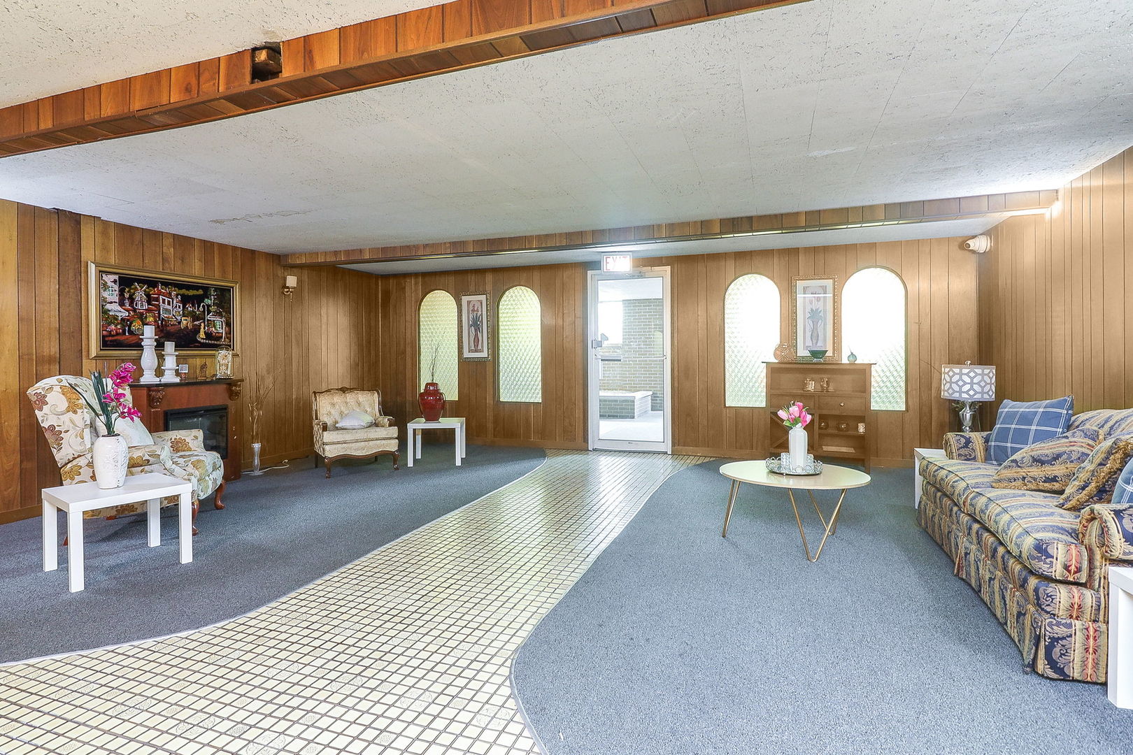 10048 S Pulaski Road #2B, Oak Lawn, IL 60453