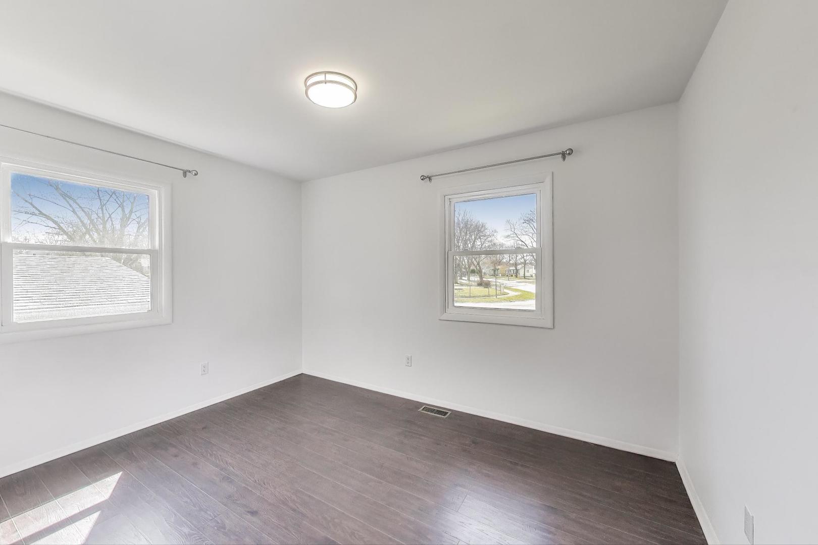 3505 Newcastle Road, Waukegan, IL 60087