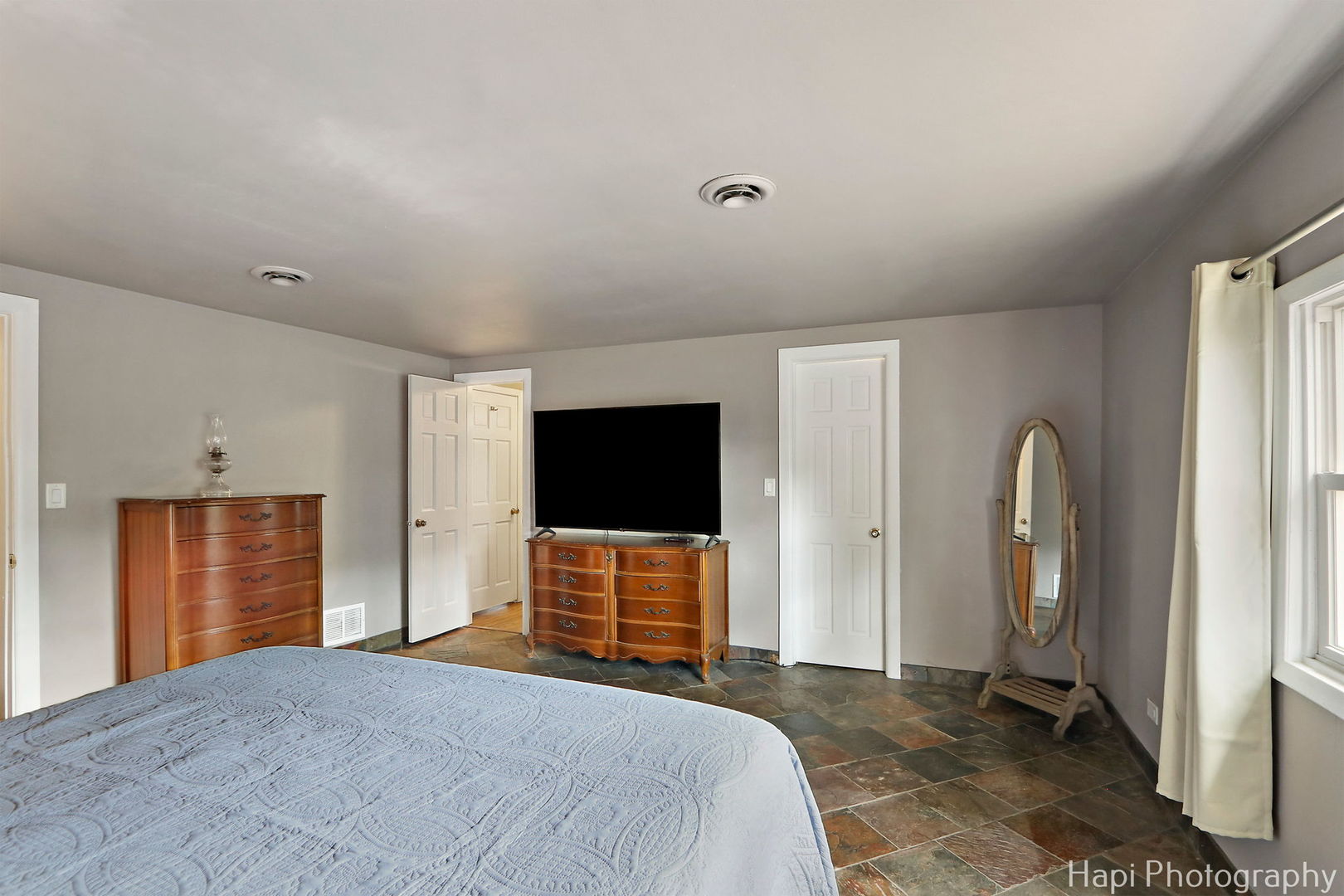 26735 W Il Route 173, Antioch, IL 60002