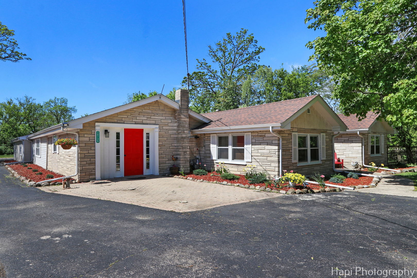 26735 W Il Route 173, Antioch, IL 60002