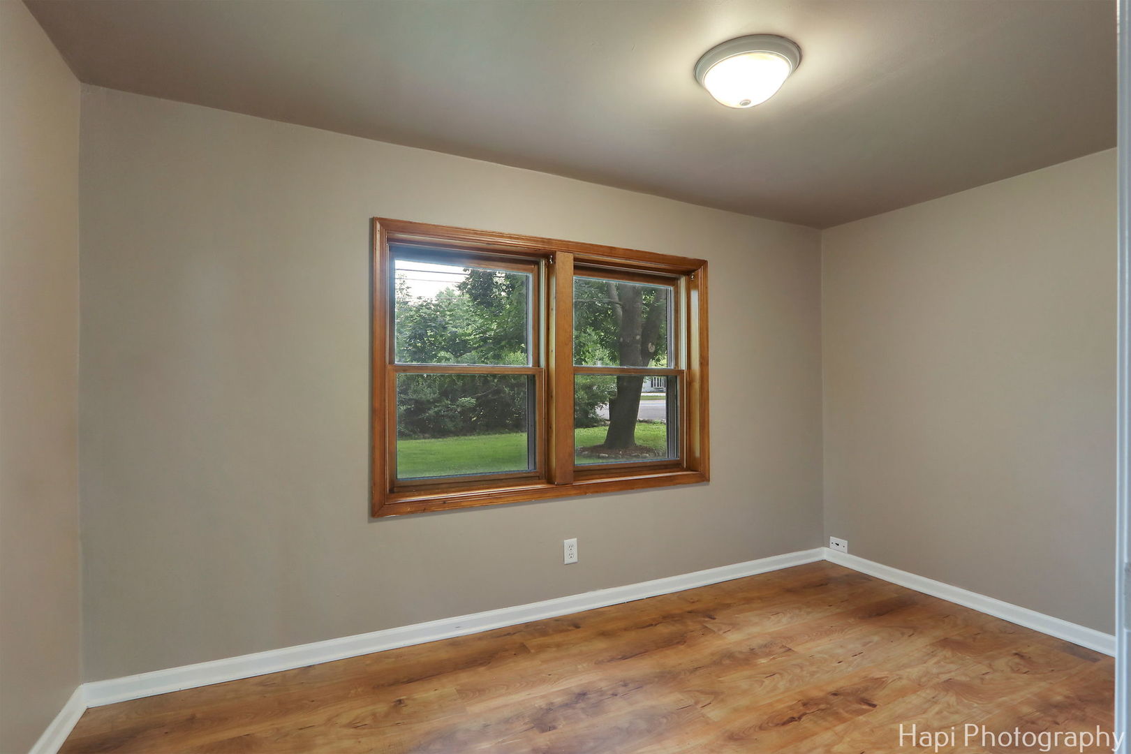 26735 W Il Route 173, Antioch, IL 60002