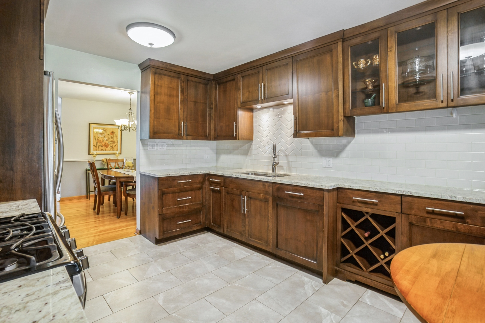 430 Florian Drive, Des Plaines, IL 60016