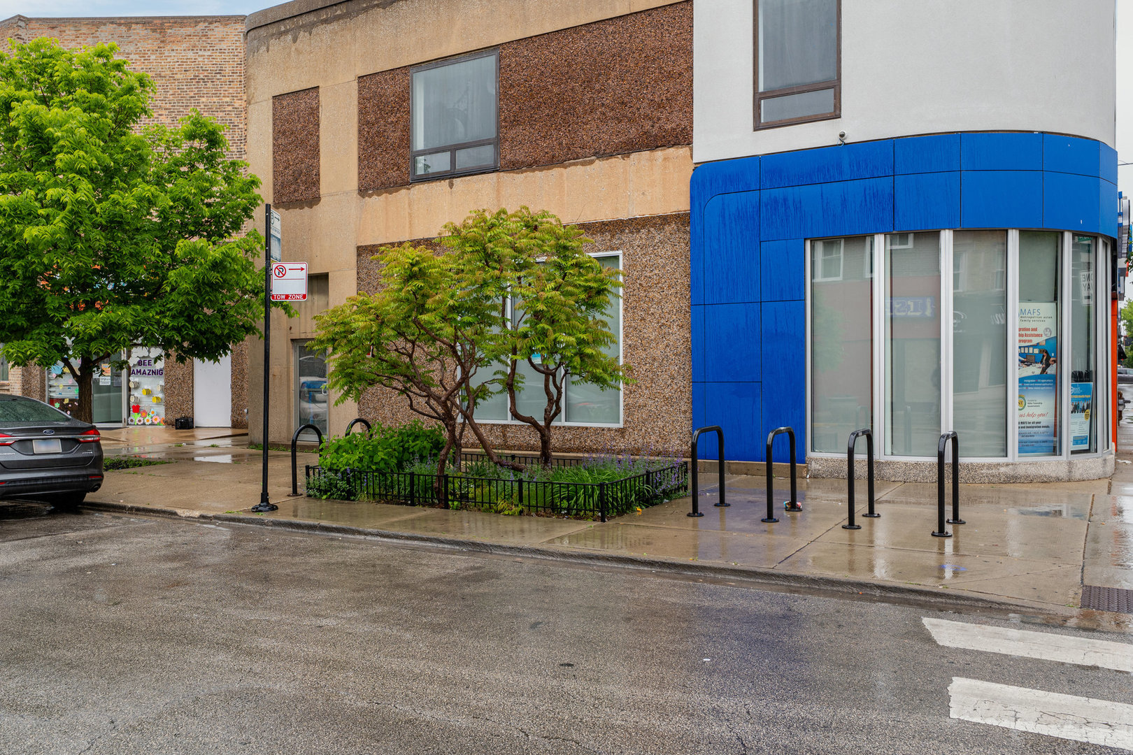 2520 W Devon Avenue #2, Chicago, IL 60659