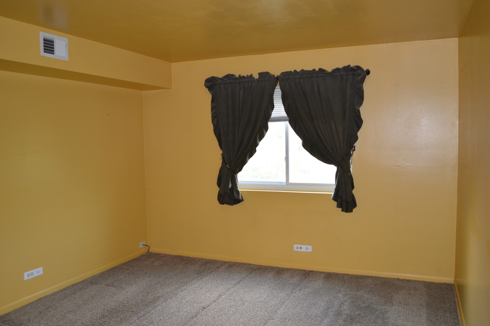 9820 S PULASKI Avenue #218, Oak Lawn, IL 60453
