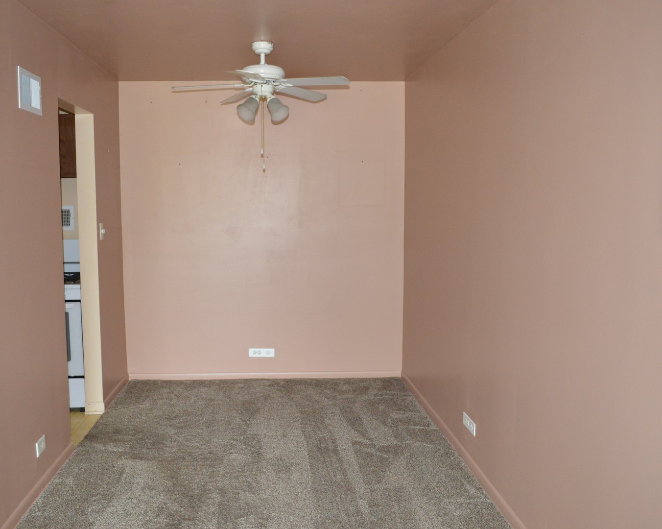 9820 S PULASKI Avenue #218, Oak Lawn, IL 60453