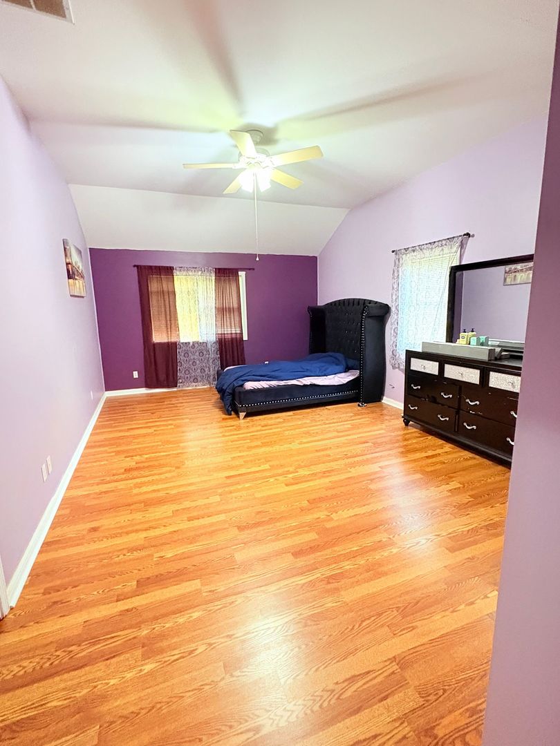 1719 S 4th Place, St. Charles, IL 60174