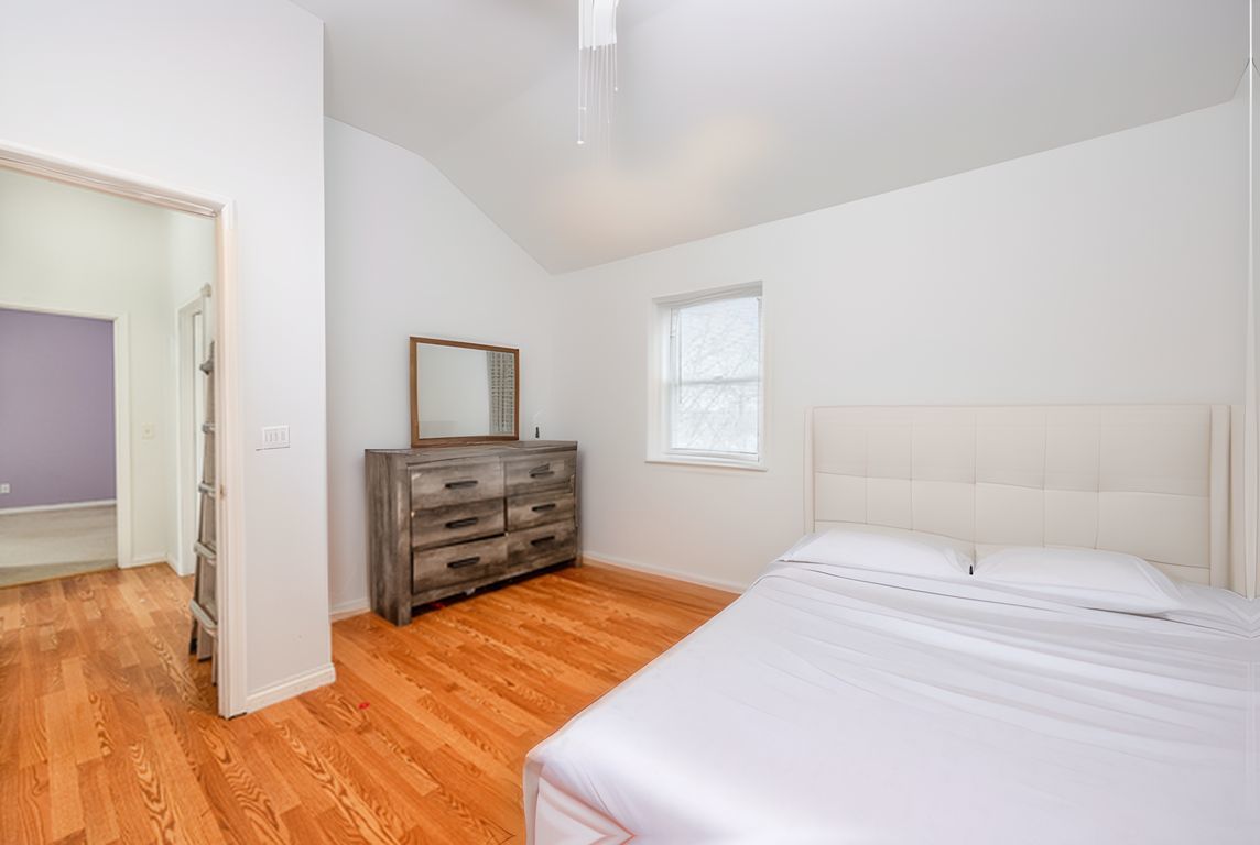 1719 S 4th Place, St. Charles, IL 60174