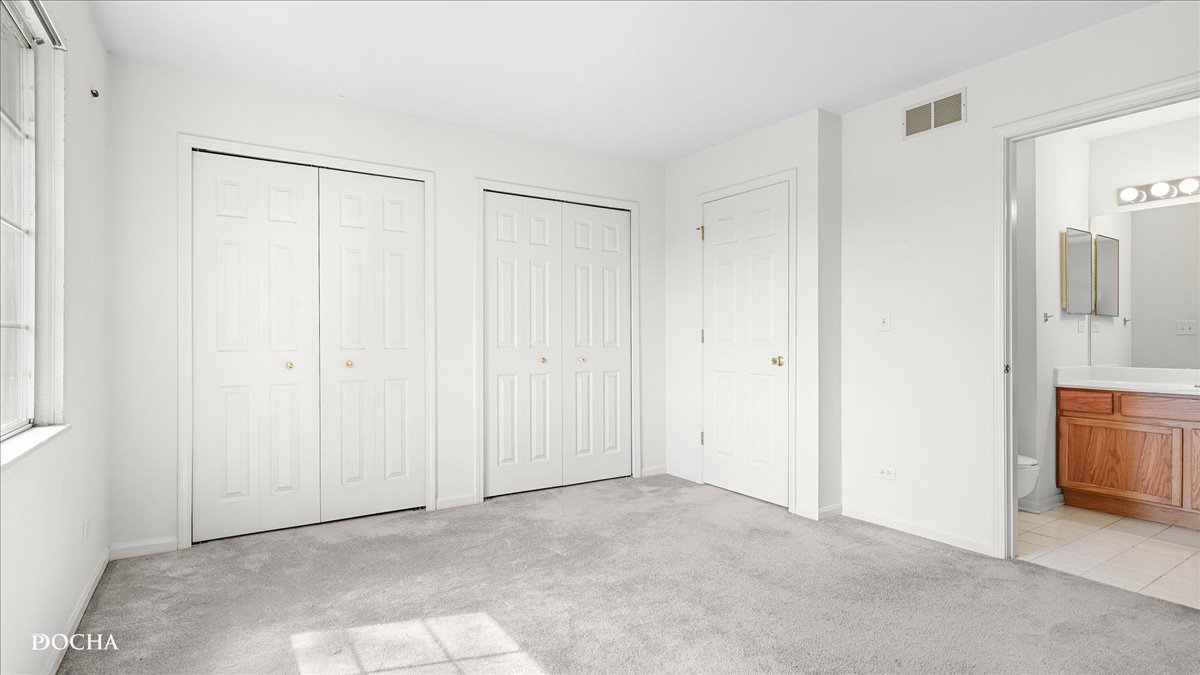 412 Lakeview Circle, Bolingbrook, IL 60440