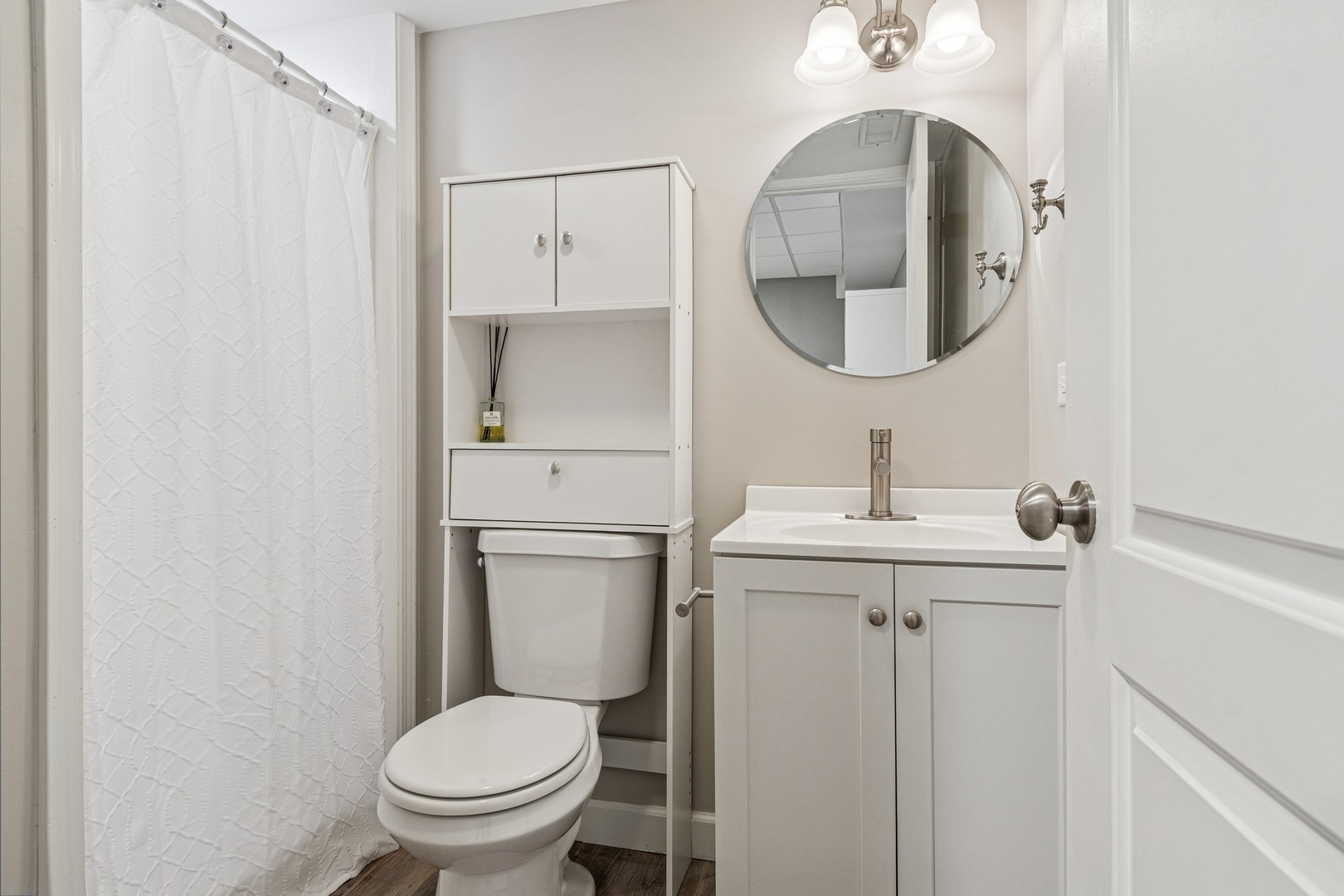 1243 S 10th Street, St. Charles, IL 60174