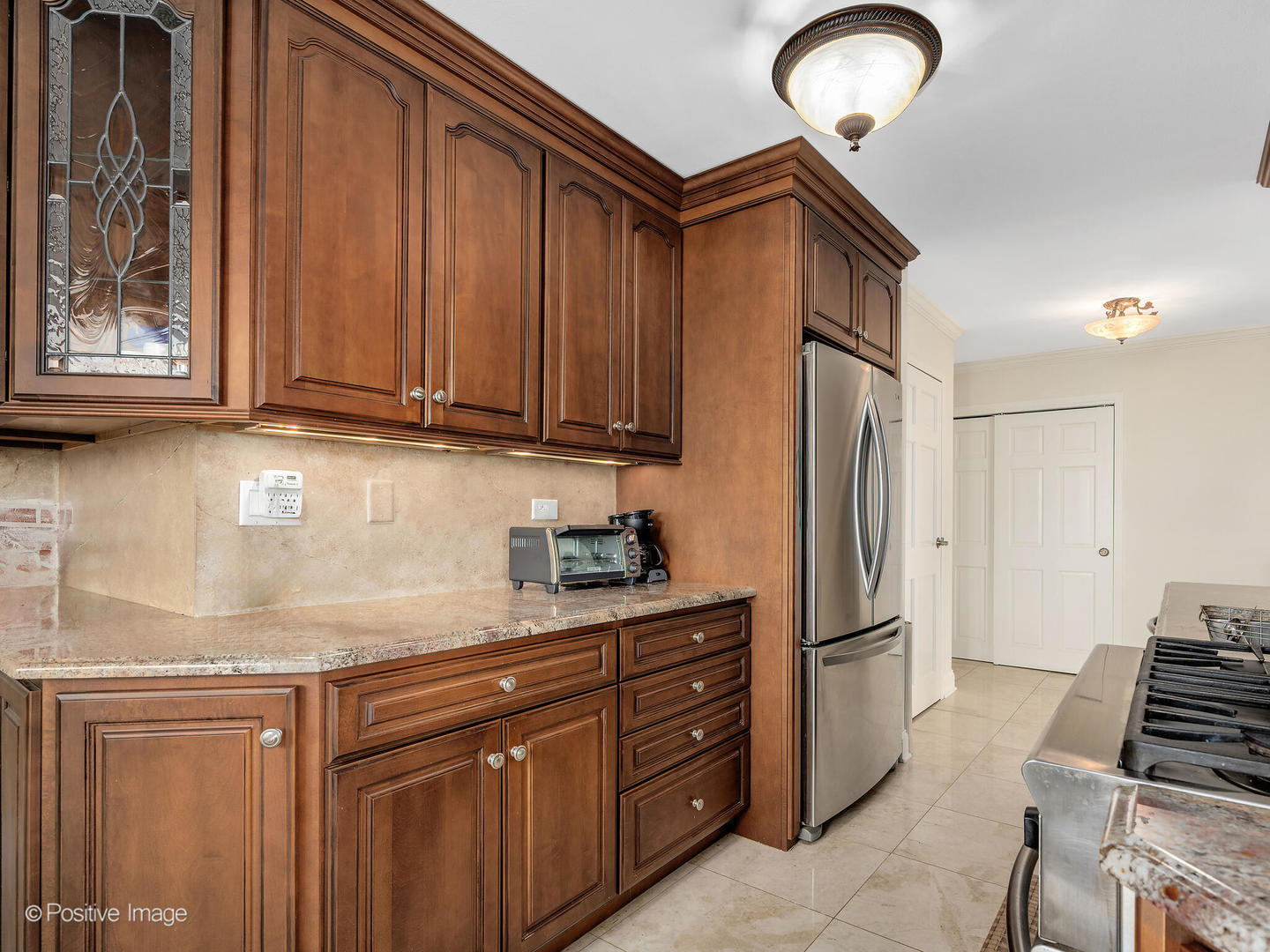 40 N Tower Road #12F, Oak Brook, IL 60523