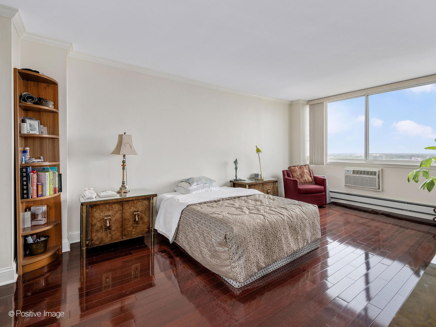 40 N Tower Road #12F, Oak Brook, IL 60523