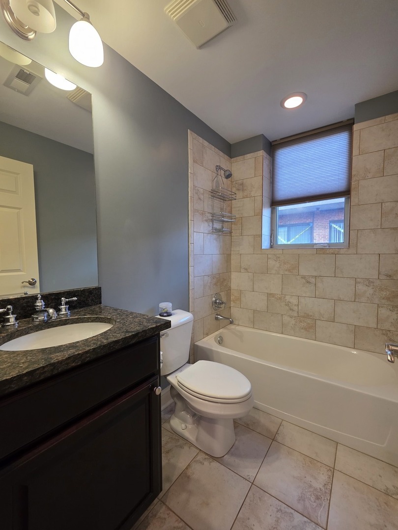 1670 Mill Street #508, Des Plaines, IL 60016