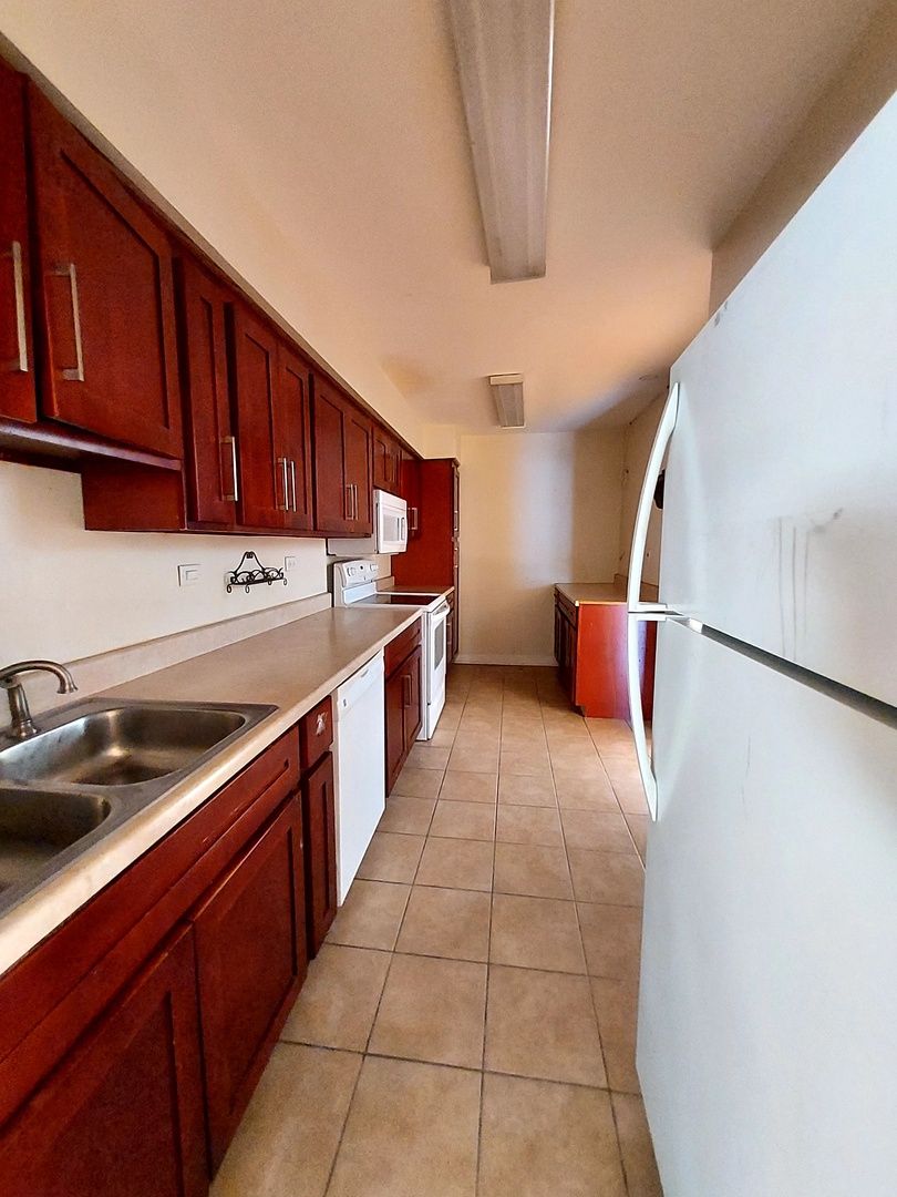840 E Old Willow Road #116, Prospect Heights, IL 60070