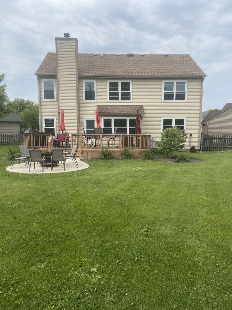 128 Dickens Trail, Elgin, IL 60120