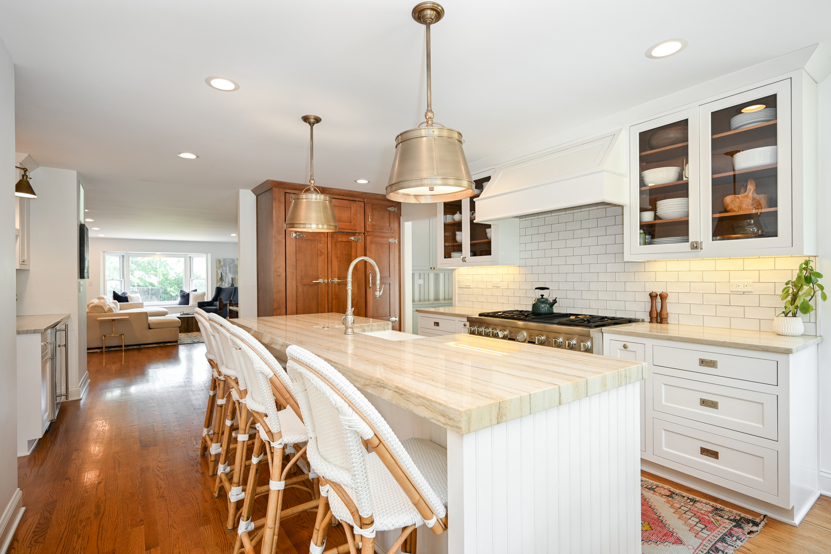 714 Turner Avenue, Glen Ellyn, IL 60137