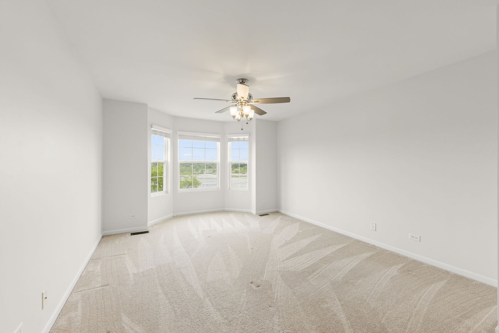 10615 W 153rd Street, Orland Park, IL 60462