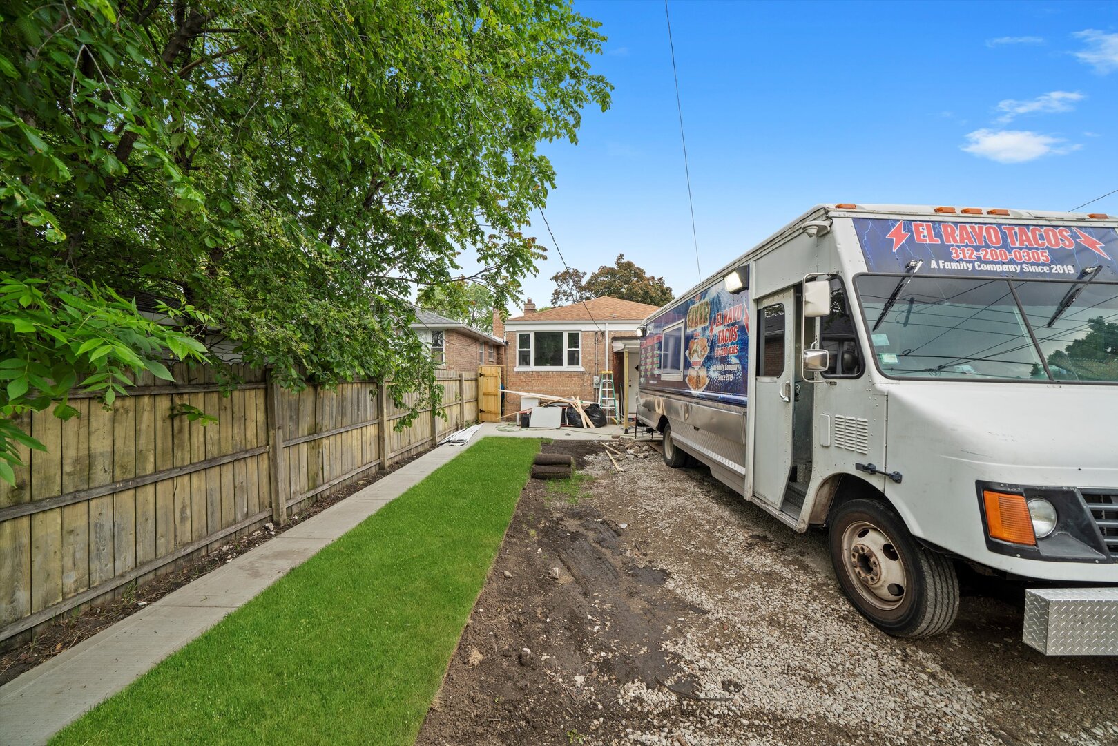 1723 W 75th Place, Chicago, IL 60620