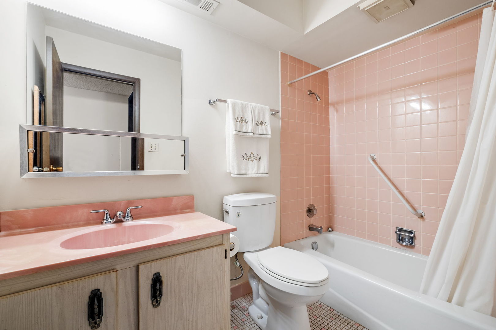 14515 Central Court #M3, Oak Forest, IL 60452