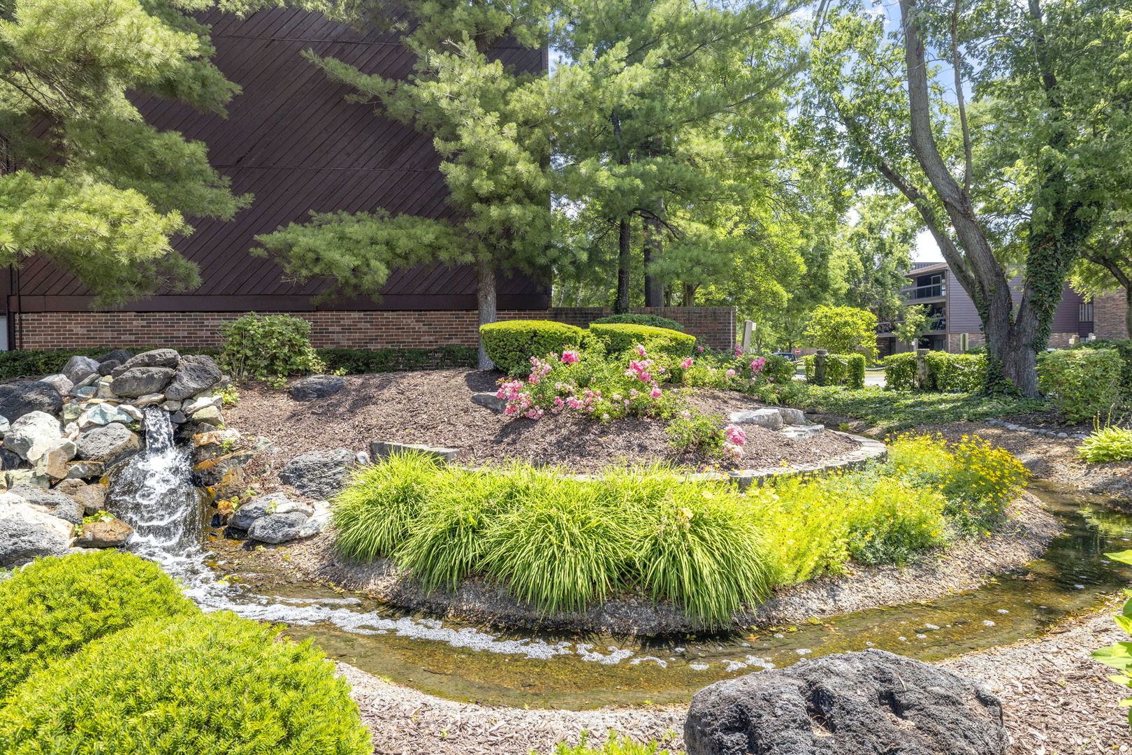 14515 Central Court #M3, Oak Forest, IL 60452