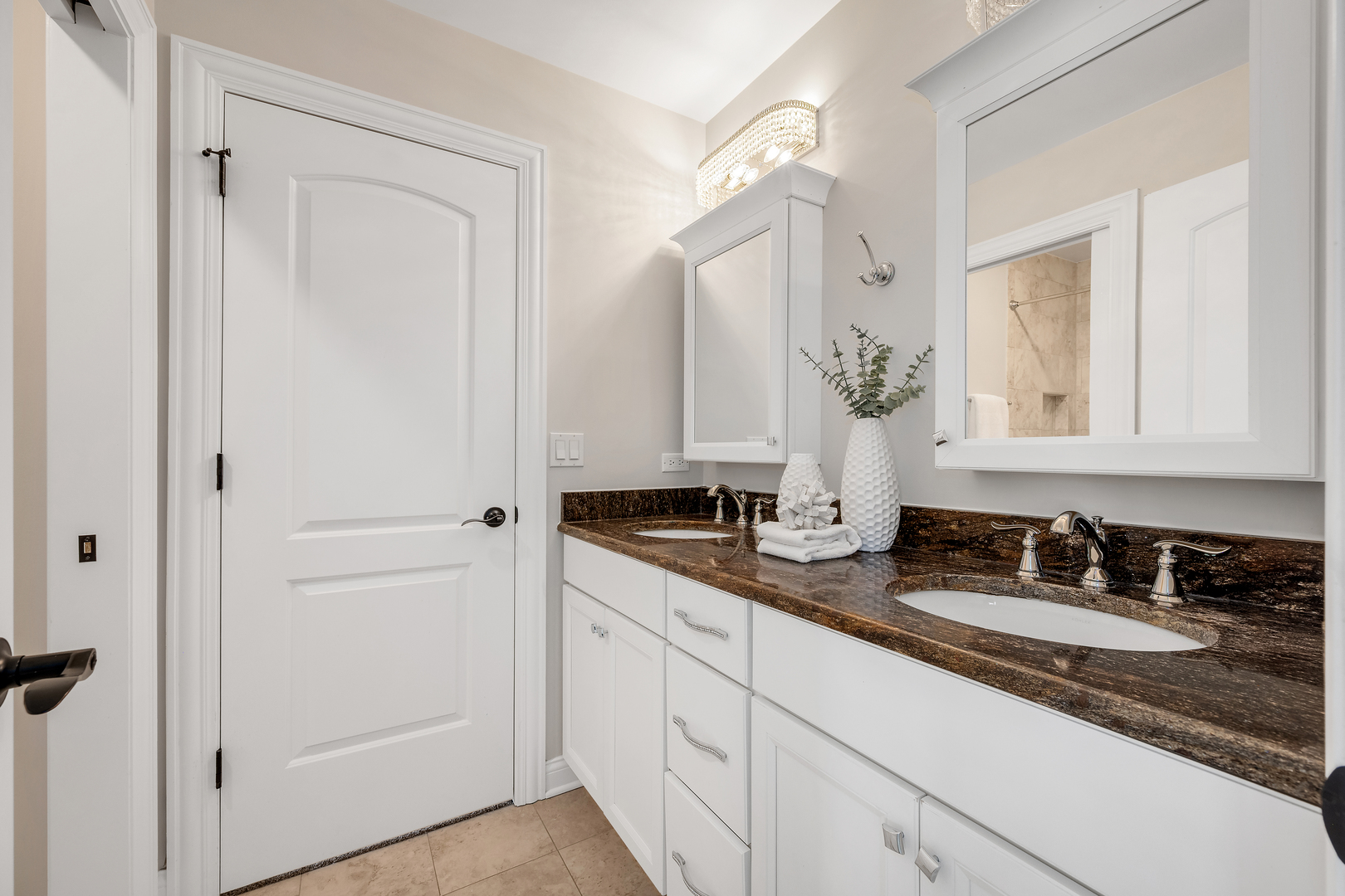 4408 Stonewall Avenue, Downers Grove, IL 60515