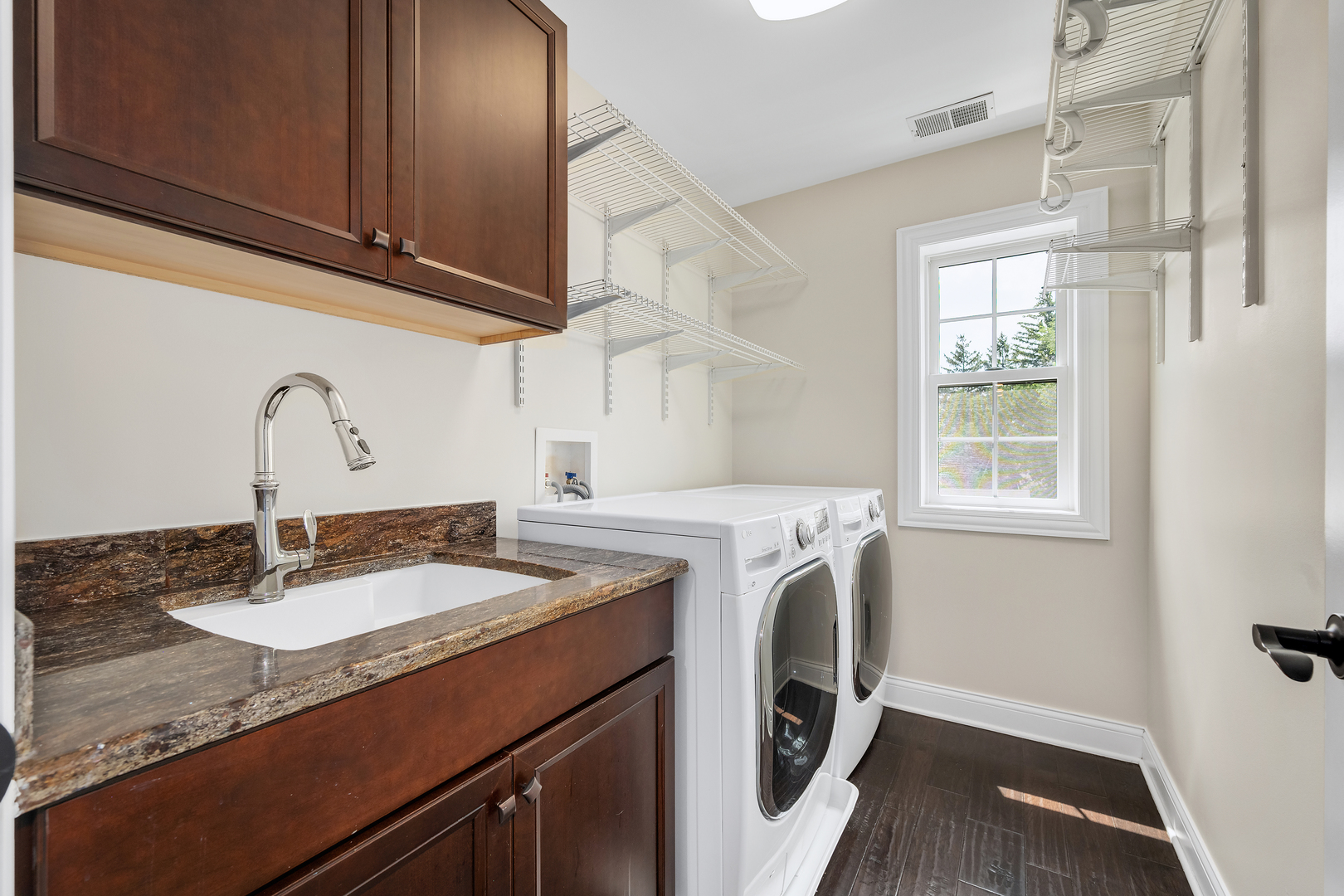 4408 Stonewall Avenue, Downers Grove, IL 60515