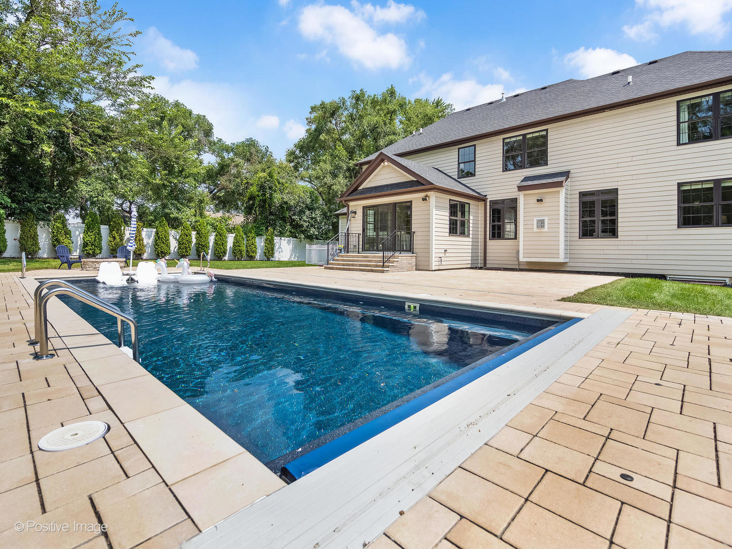4408 Stonewall Avenue, Downers Grove, IL 60515