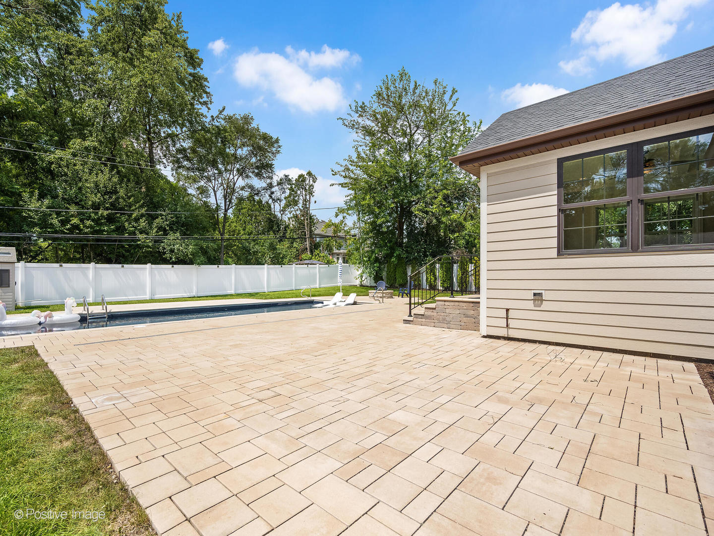 4408 Stonewall Avenue, Downers Grove, IL 60515
