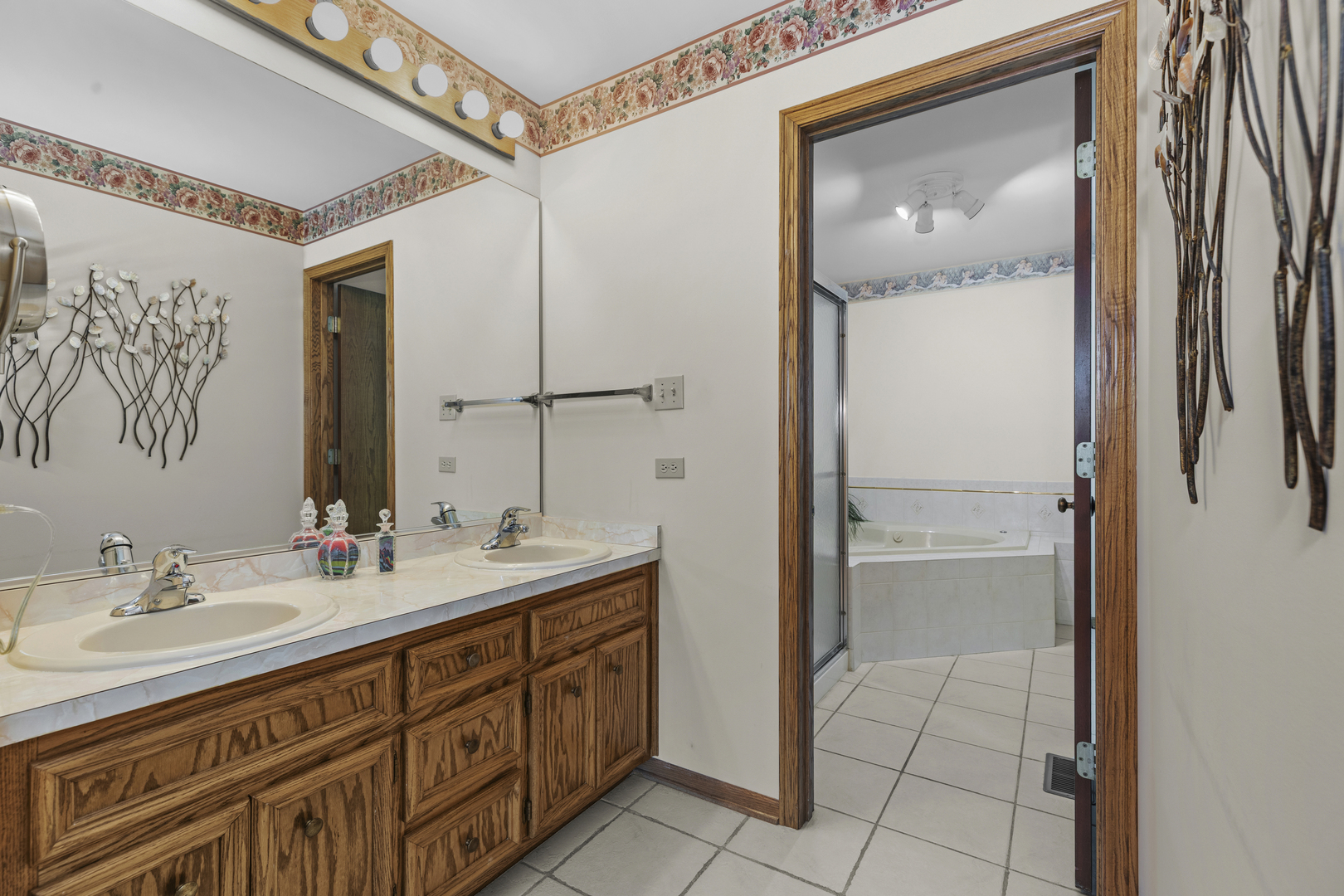 7905 Richardson Lane, Tinley Park, IL 60487